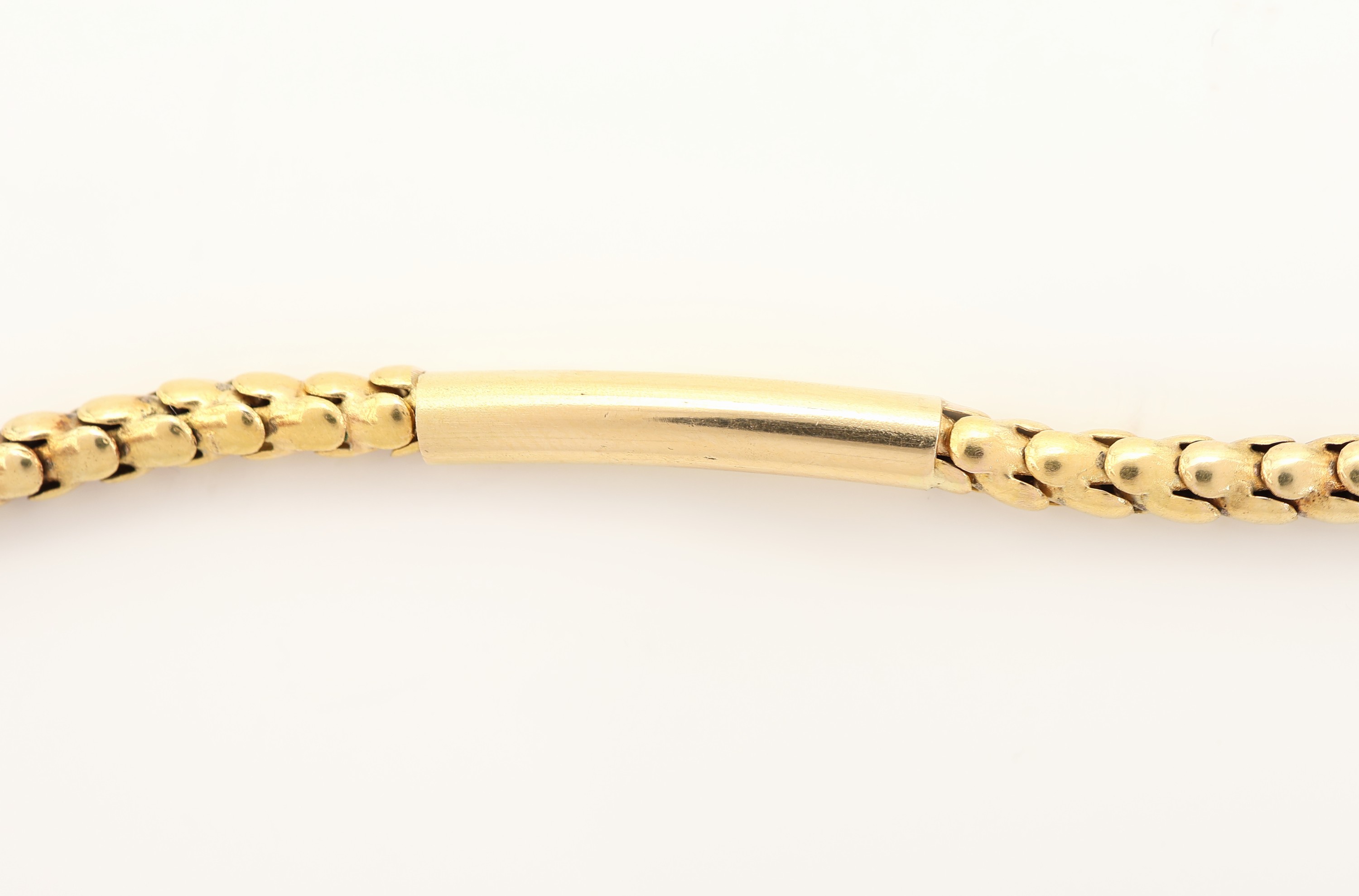 Detail d: 14 kt Gold Türkis-Schlangencollier, um 1860, GG 585/000 gepr., Mittelteil in Form eines Schlangenkopfes, bewegl. herzf. Abhängung, ...
