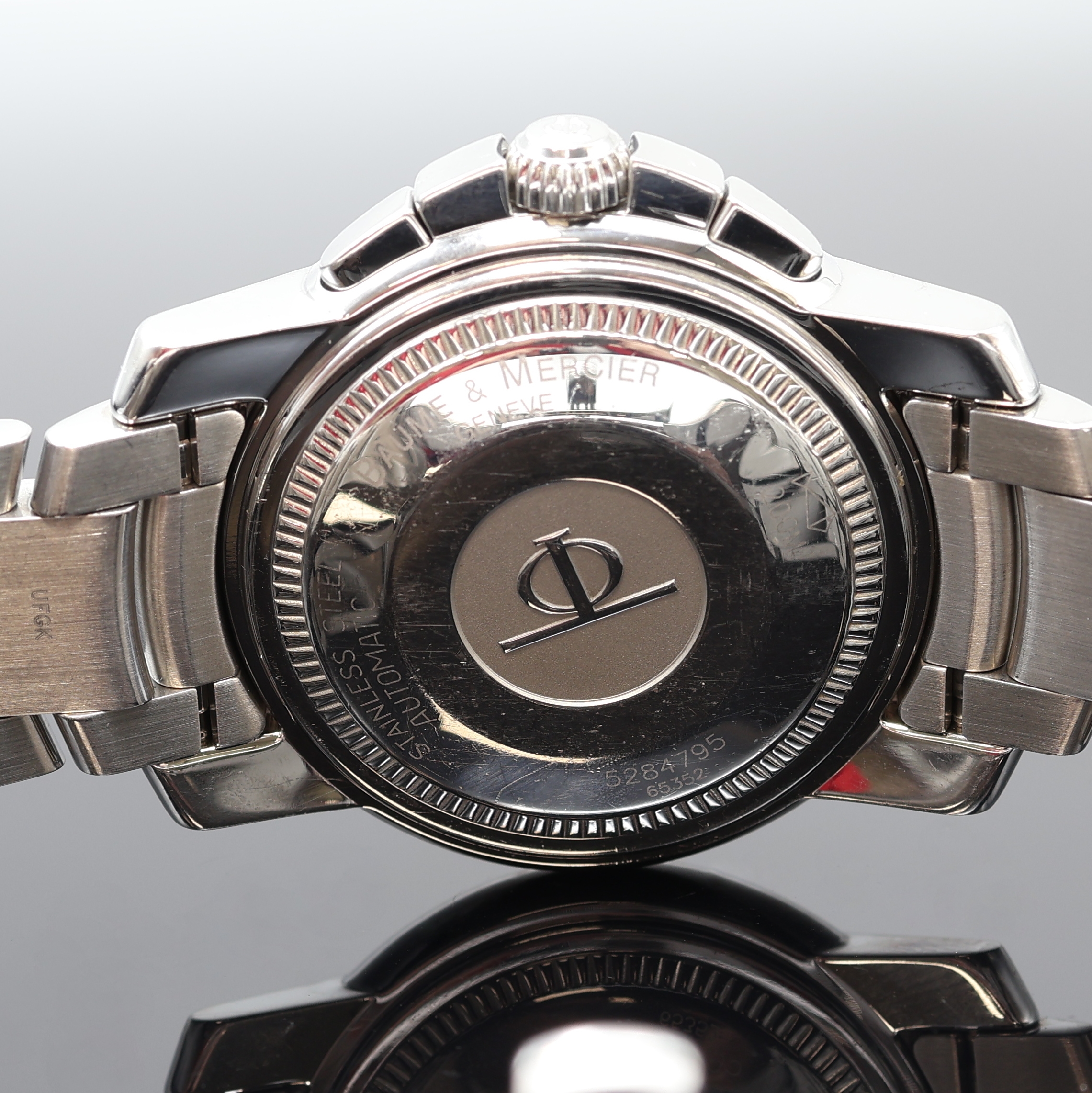 Detail d: BAUME & MERCIER Capeland Armbandchronograph Referenz 65352, Schweiz um 2005, Automatik, verschr. Edelstahlgeh. inkl. Gliederband m. dopp. Faltschl., ...