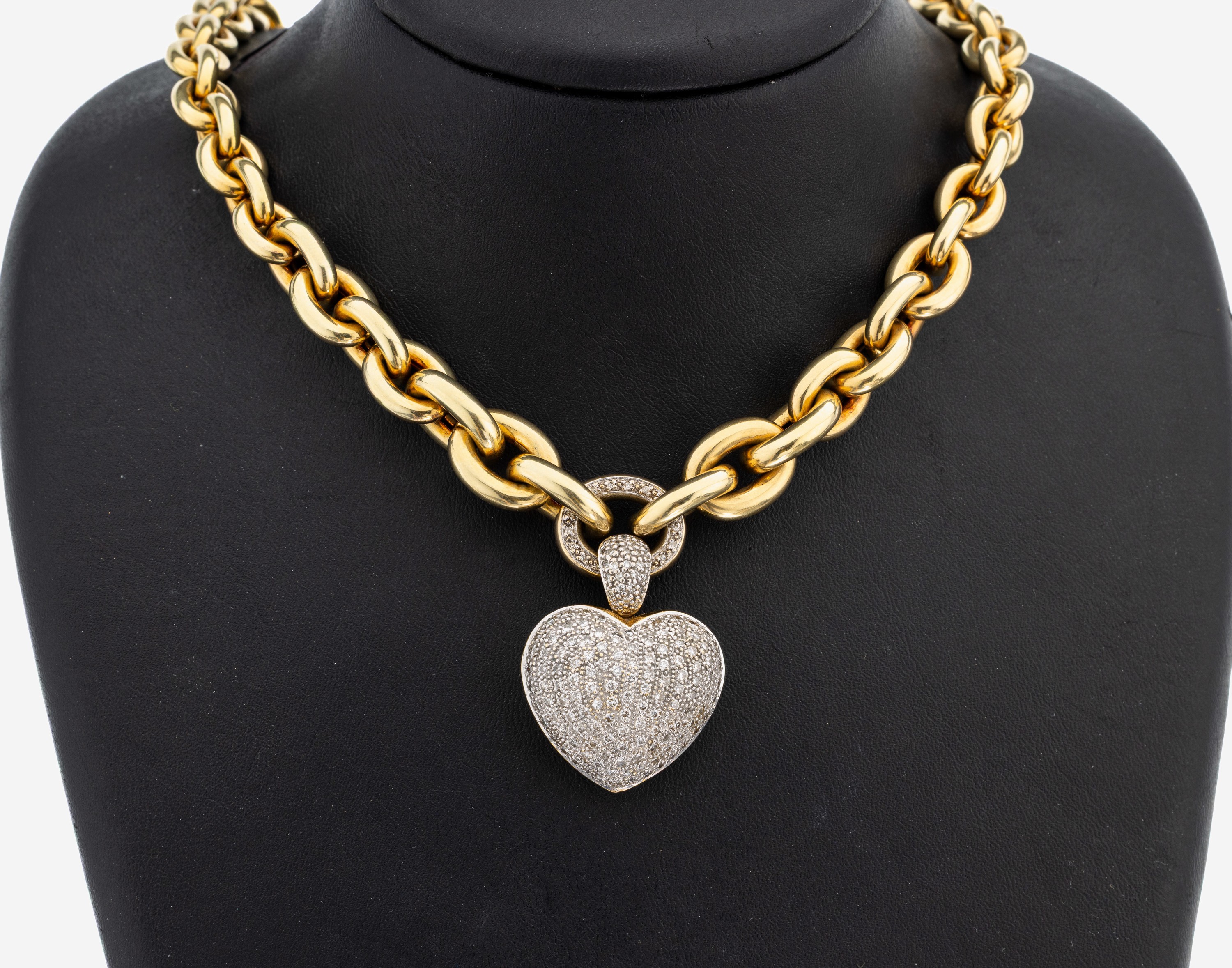 Image 27104857 - 14 kt Gold Diamant-Collier, GG 585/000, Ankerkette im Verlauf, mittiges Glied mit 36 ...