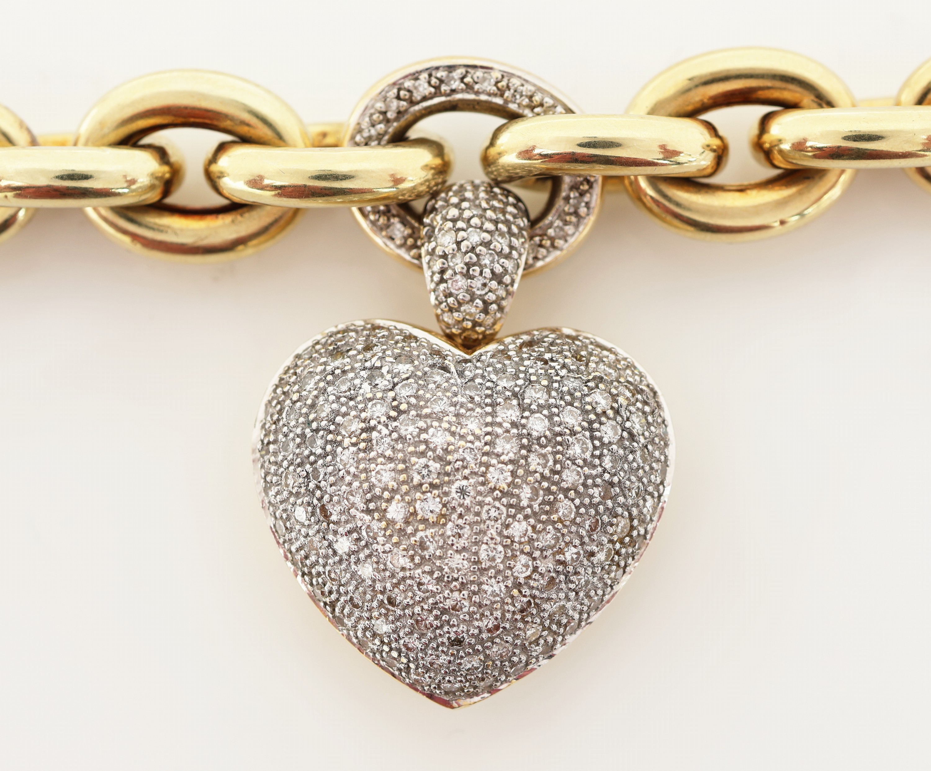 Detail a: 14 kt Gold Diamant-Collier, GG 585/000, Ankerkette im Verlauf, mittiges Glied mit 36 8/8-Diamanten zus. ca. 0.36 ct Weiß/si, herzf. Clipanhänger, ...