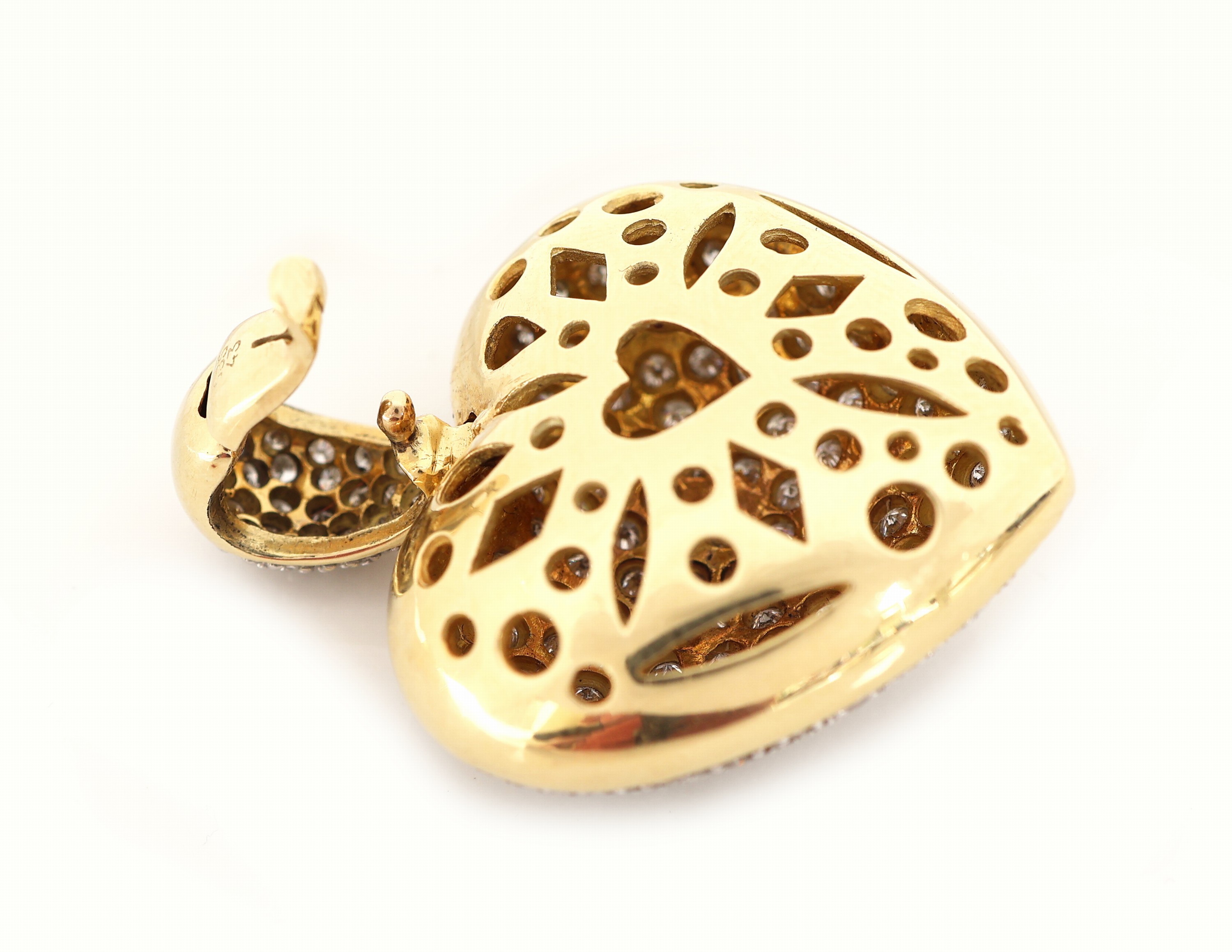 Detail d: 14 kt Gold Diamant-Collier, GG 585/000, Ankerkette im Verlauf, mittiges Glied mit 36 8/8-Diamanten zus. ca. 0.36 ct Weiß/si, herzf. Clipanhänger, ...