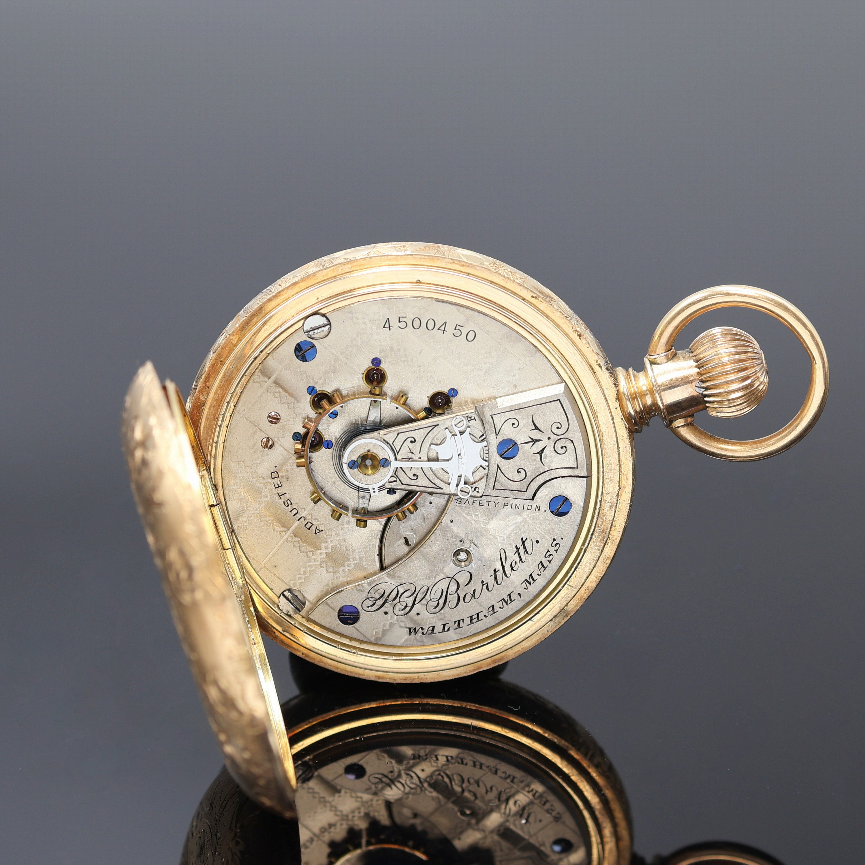 Detail g: WALTHAM/P.S. BARTLETT schwere Savonette Herrentaschenuhr in RG 585/000, USA um 1890, aufw. guill. und floral graviertes 3-Deckel Goldgehäuse, ...