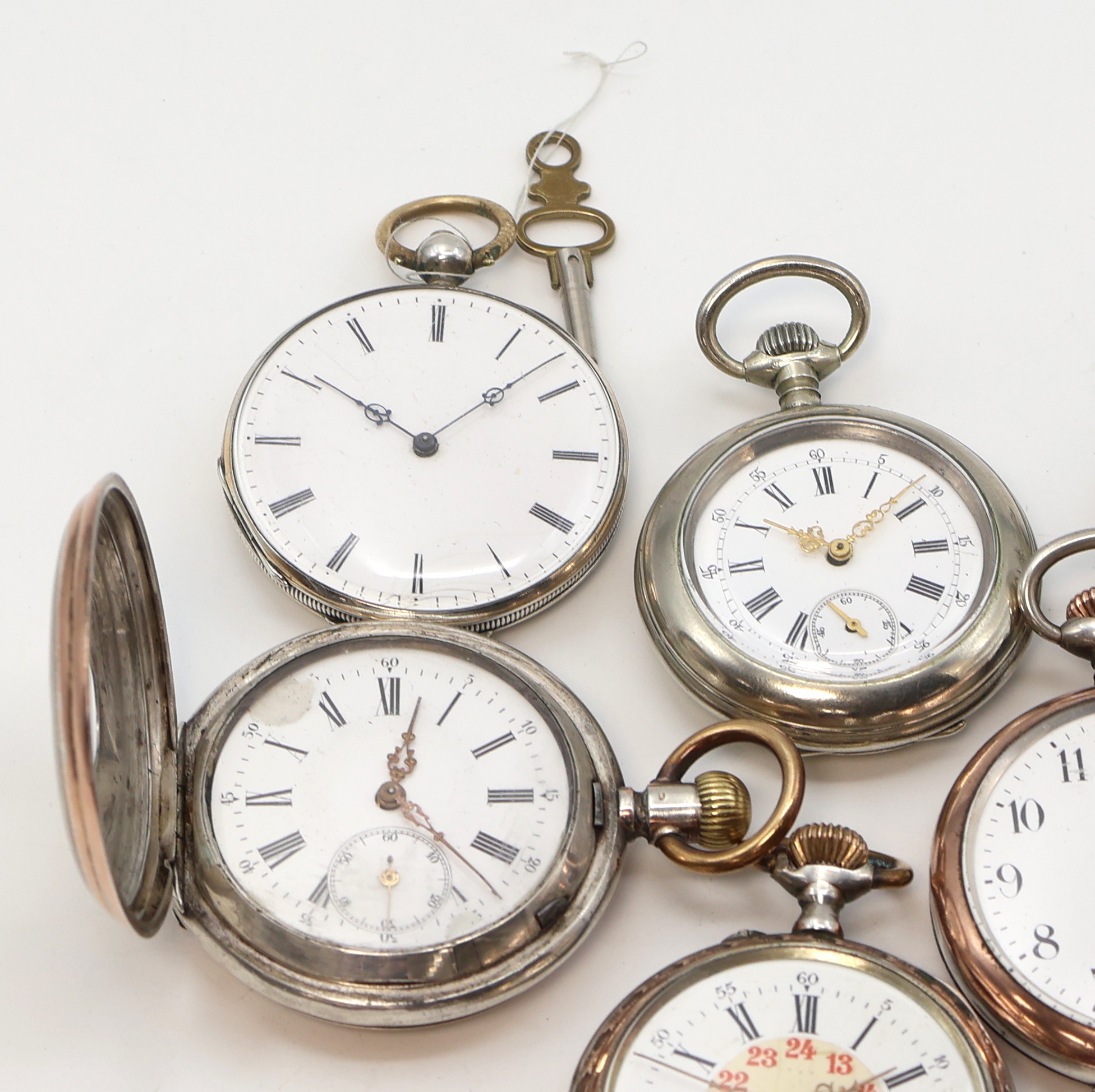 Detail a: 6 Taschenuhren davon 3x Silber und 3x vernickelt, Schweiz um 1880-1915, 1x Schlüsselaufzug, 5x Kronenaufzug, 1x Halbsavonette, 5x offene ...