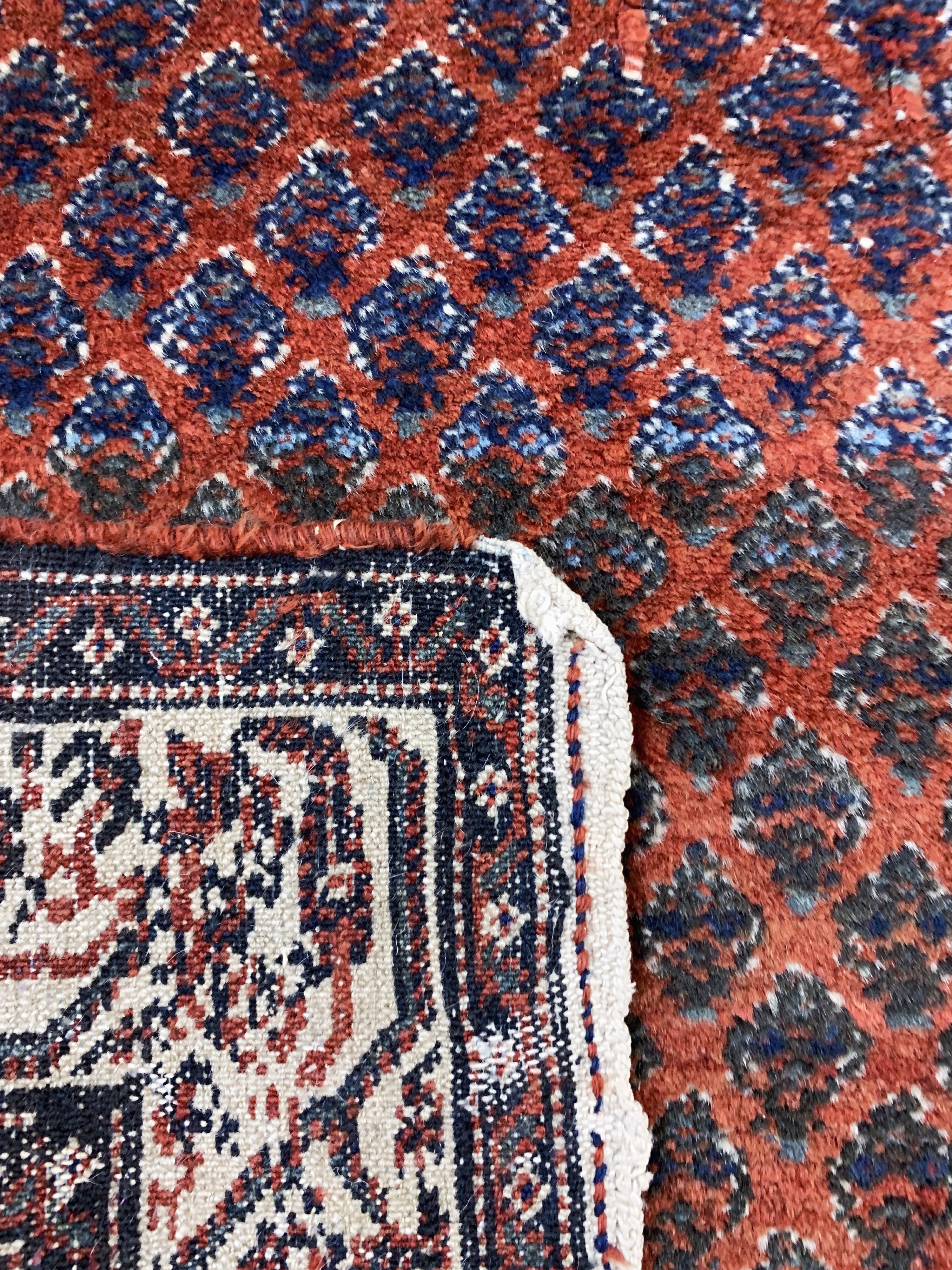 Detail d: Antiker Serabend(Fragment), Persien, um 1900, Wolle auf Baumwolle, ca. 240 x 90 cm, EHZ: 4
