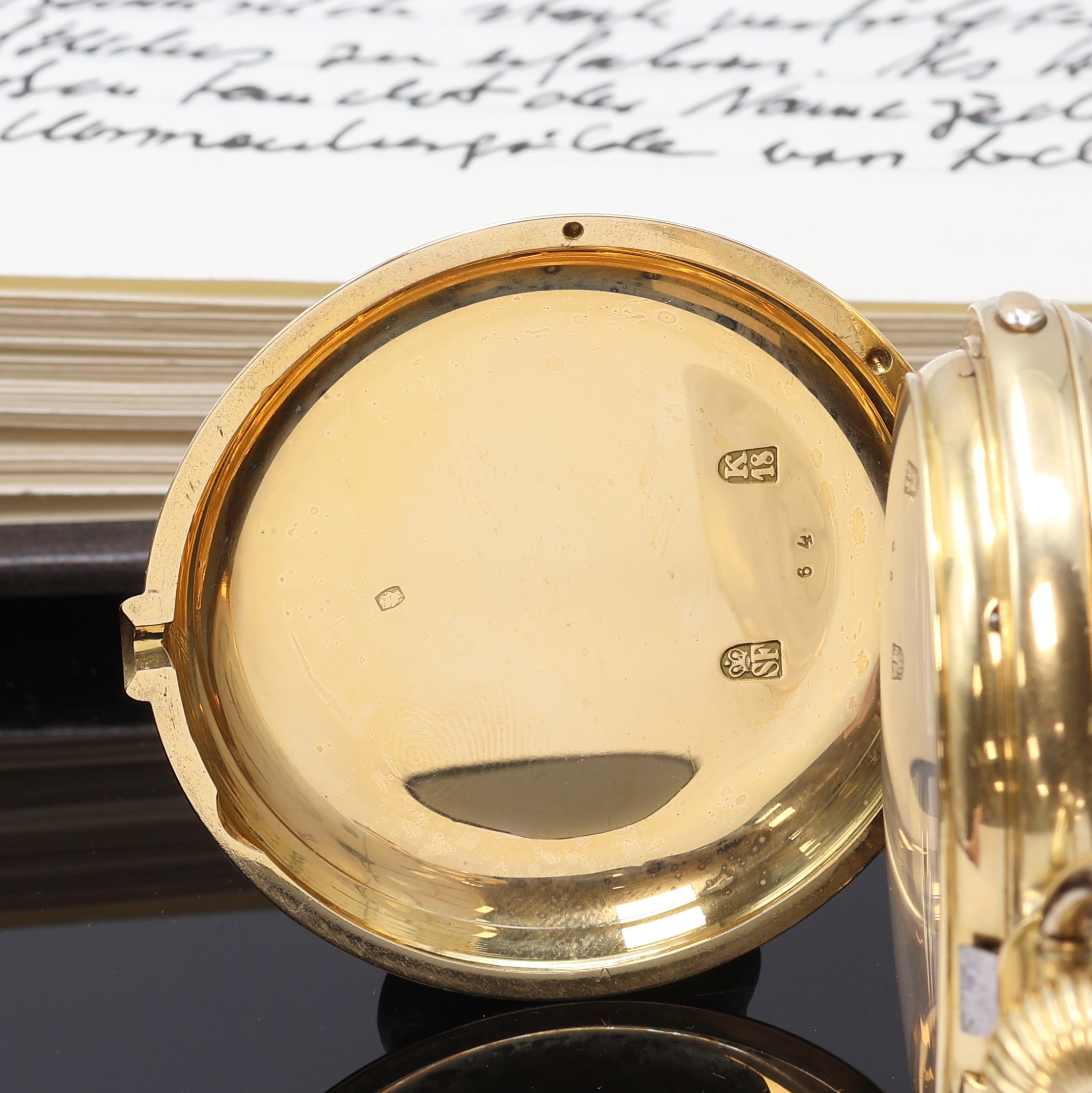 Detail b: HUGUENIN 170 Gramm schwere Herrensavonette in GG 750/000 mit Minuten-Repetition und Chronograph , Schweiz um 1890, schweres guill. 3 Deckel Goldgeh. ...