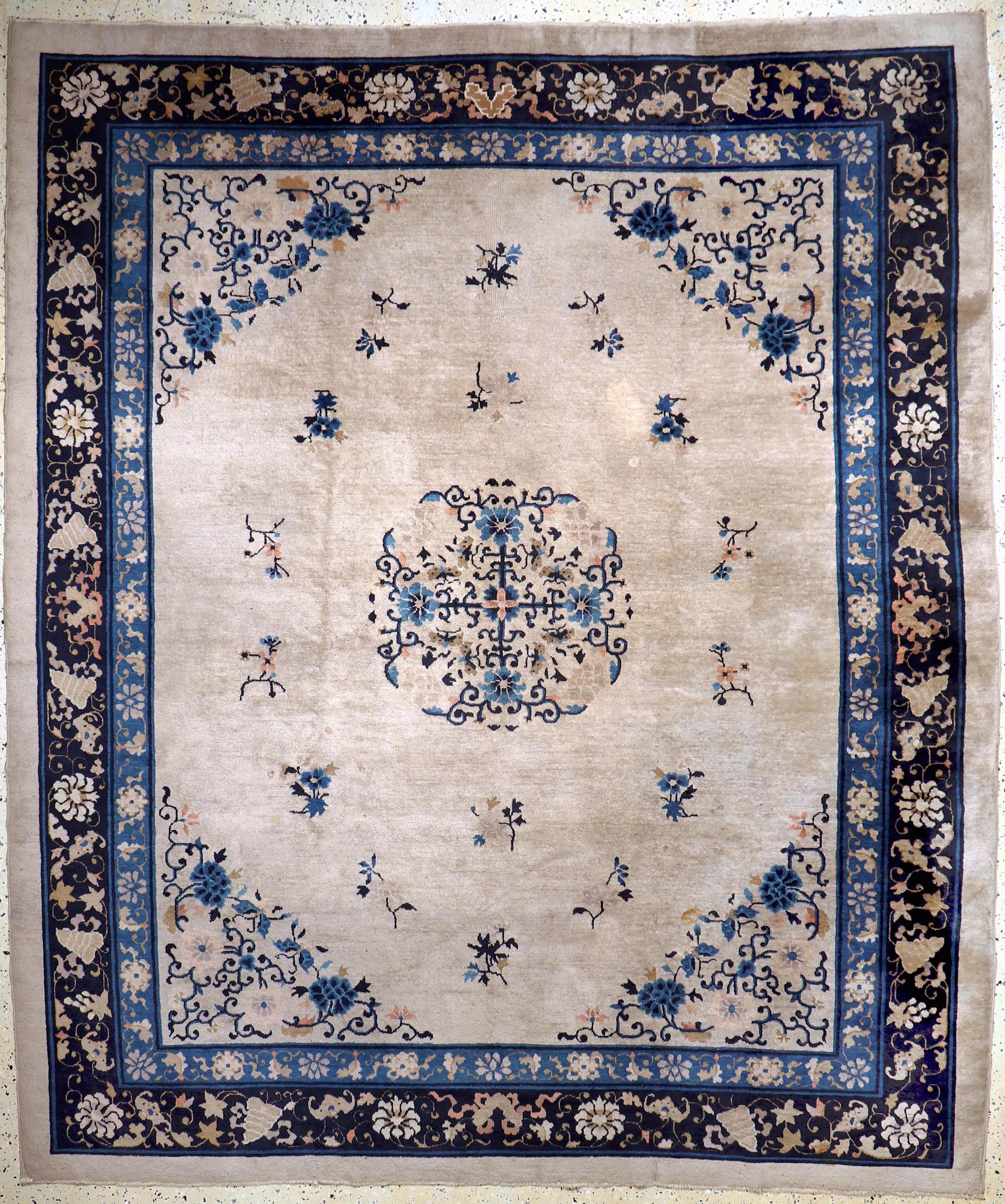 Image 27106177 - Antiker Peking, China, um 1900, Wolle auf Baumwolle, ca. 290 x 250 cm, ...