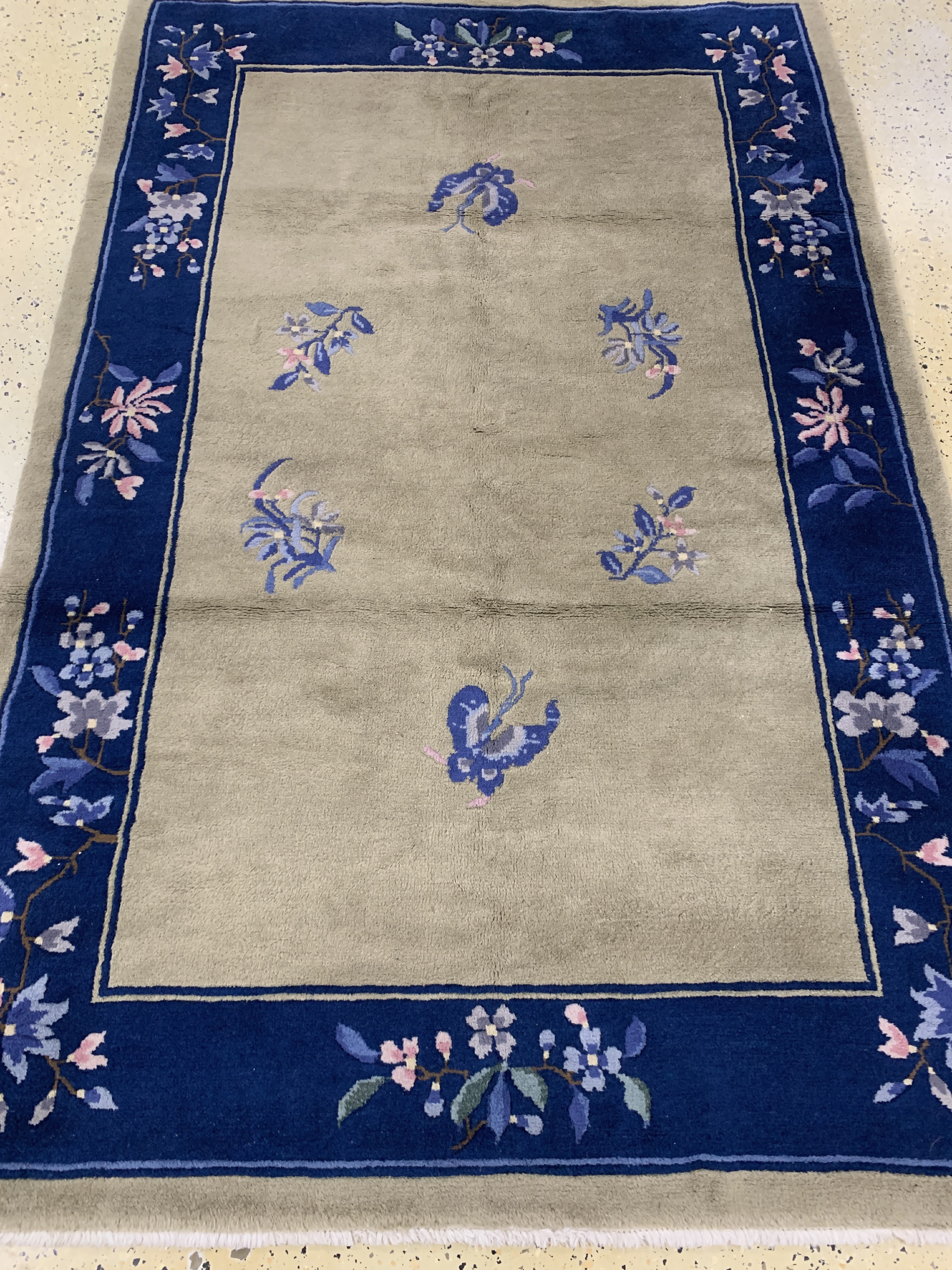 Detail d: China Royal, Ende 20.Jhd, Wolle auf Baumwolle, ca. 195 x 127 cm, EHZ: 2
