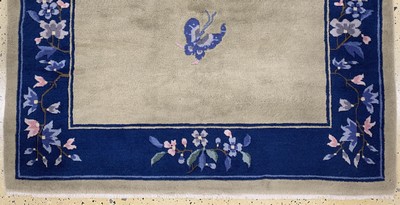 27106261c - China Royal, Ende 20.Jhd, Wolle auf Baumwolle, ca. 195 x 127 cm, EHZ: 2 Schätzpreis: ...