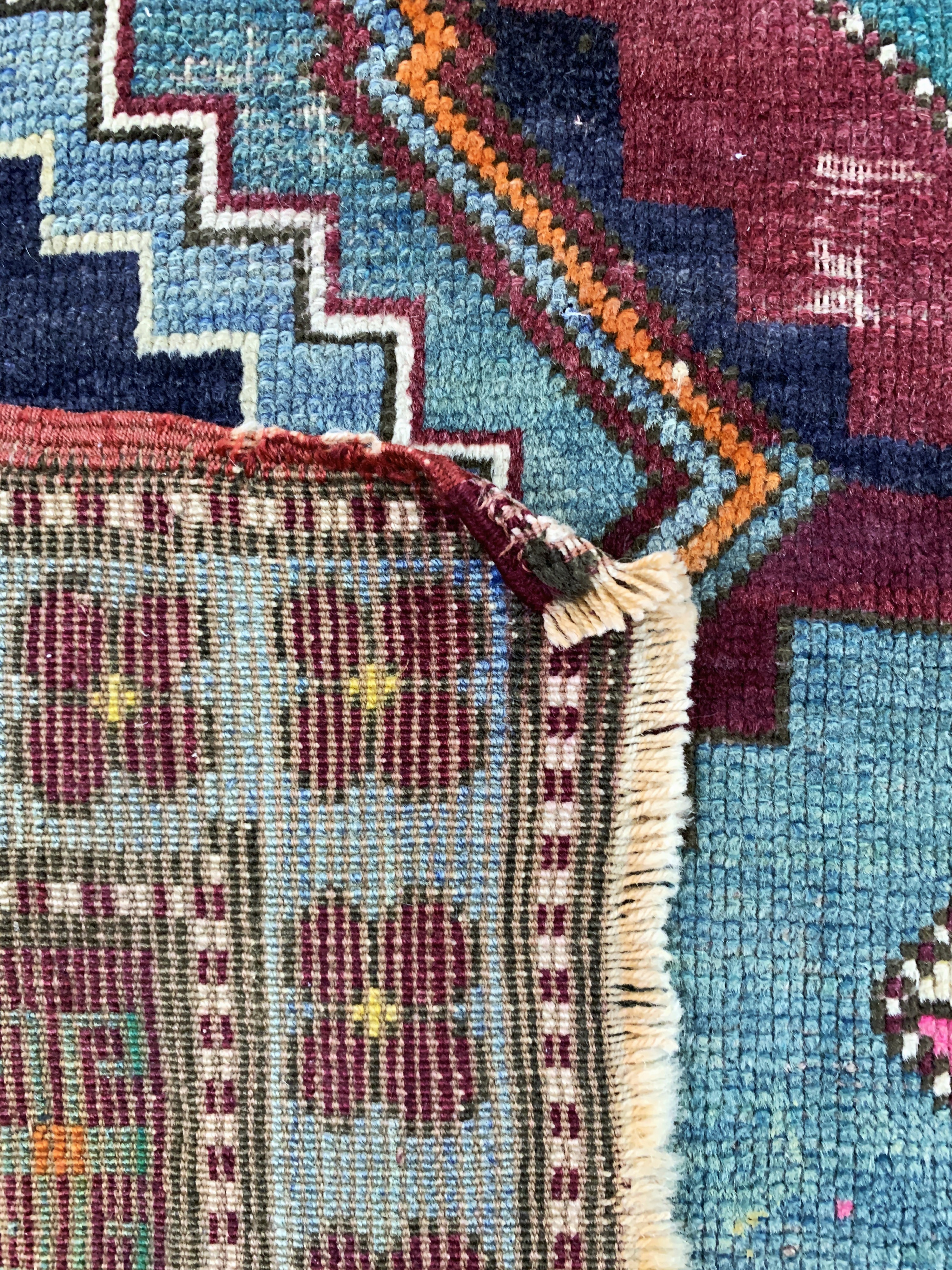 Detail g: Karabagh Kazak antik, Kaukasus, datiert 1904, Wolle auf Wolle, ca. 240 x 148 cm, EHZ: 4
