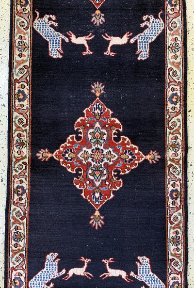 27106541b - Mesched Persien, Mitte 20.Jhd, Wolle auf Baumwolle, ca. 395 x 78 cm, EHZ: 3 ...