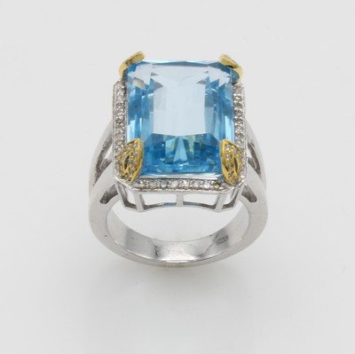 27107776a - Ring mit Blautopas und Diamanten, 925er Silber, achteck. Blautopas (beh.) ca. 23.5 ...