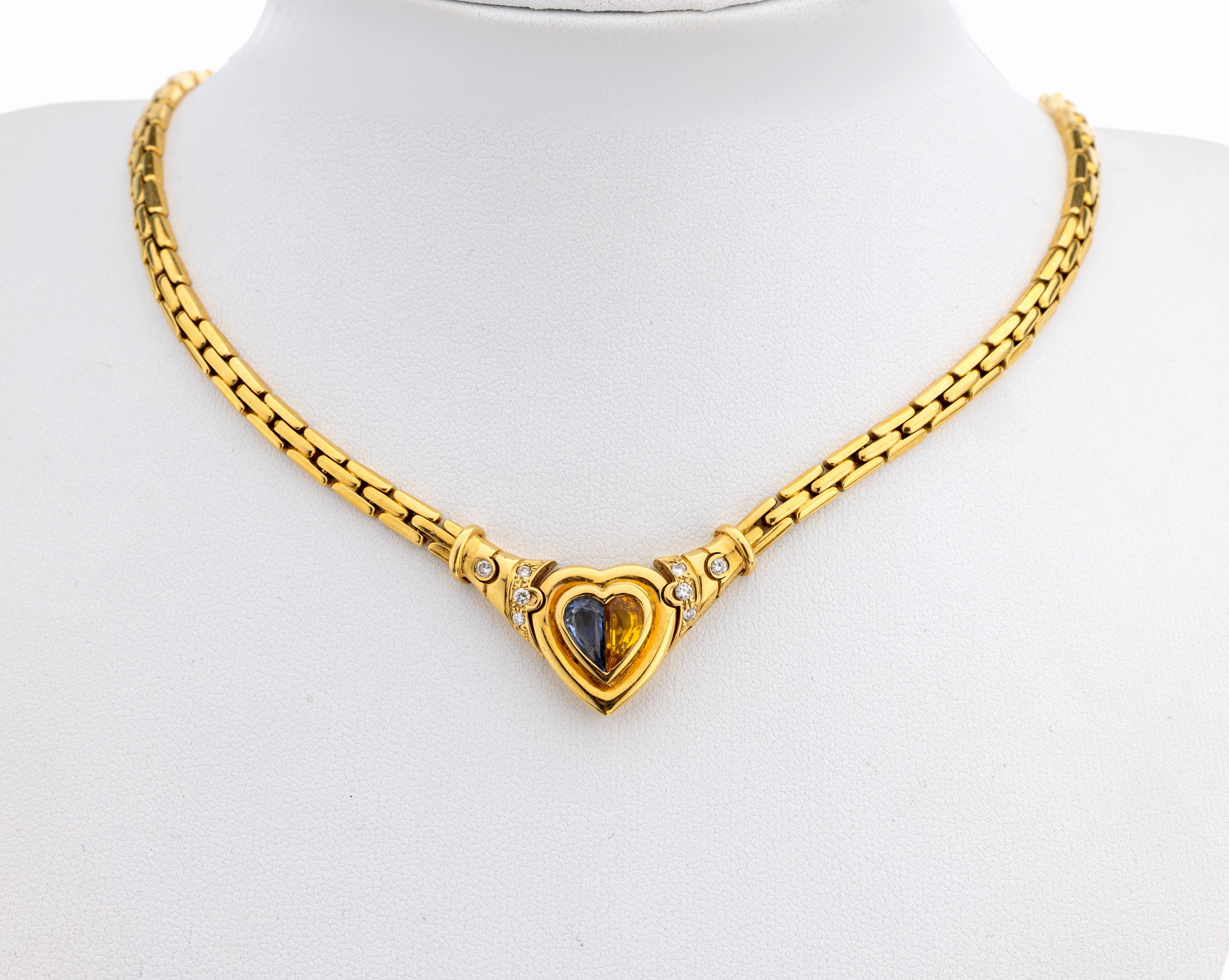 Image 27107872 - 18 kt Gold Saphir-Brillant-Collier, GG 750/000, Mittelteil in Herzform mit facett. ...