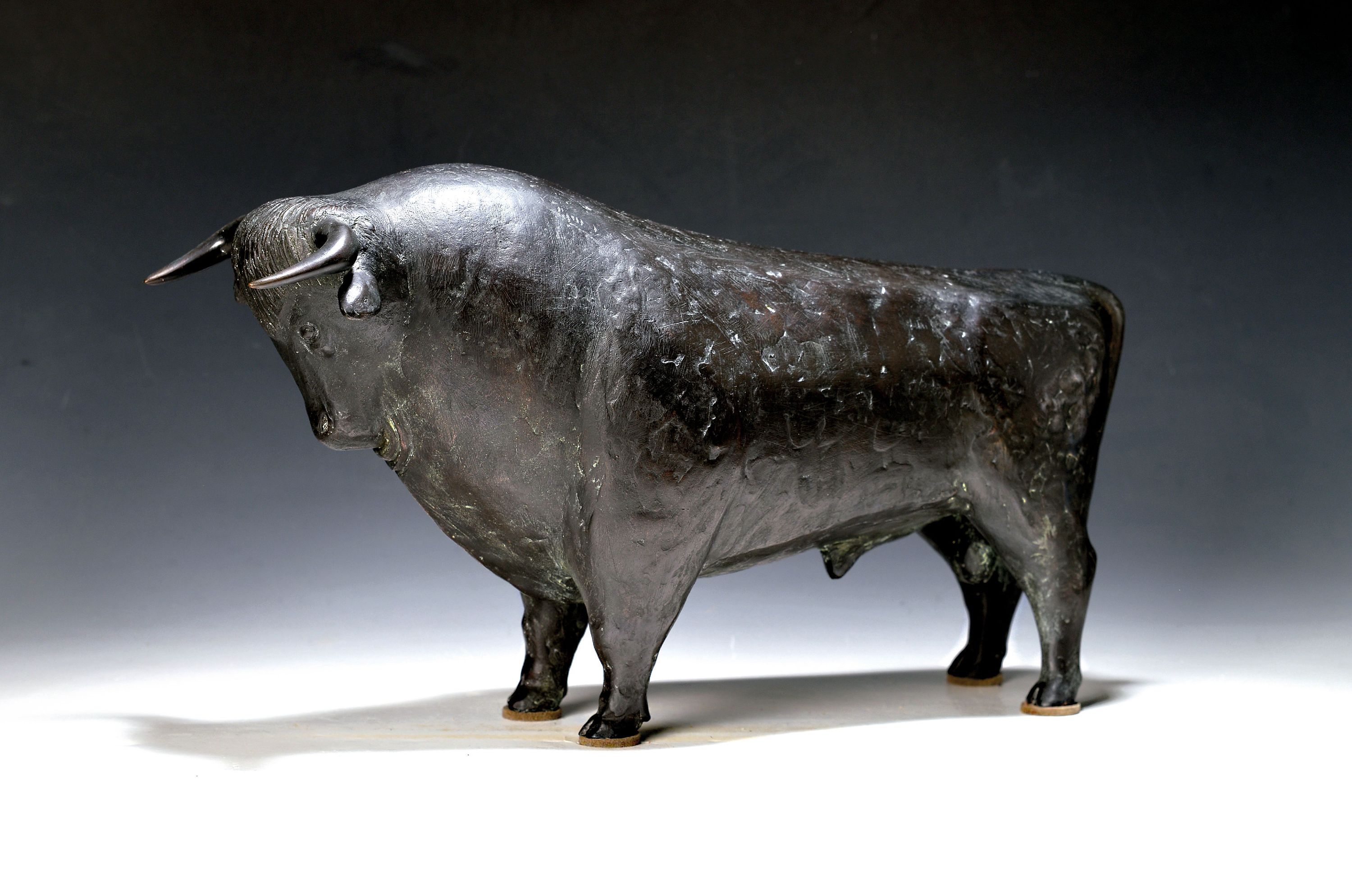 Image 27108112 - Reinhard Dachlauer, 1922-1955, ´Bulle´, Modell der Großfigur an der Frankfurter Börse, ...
