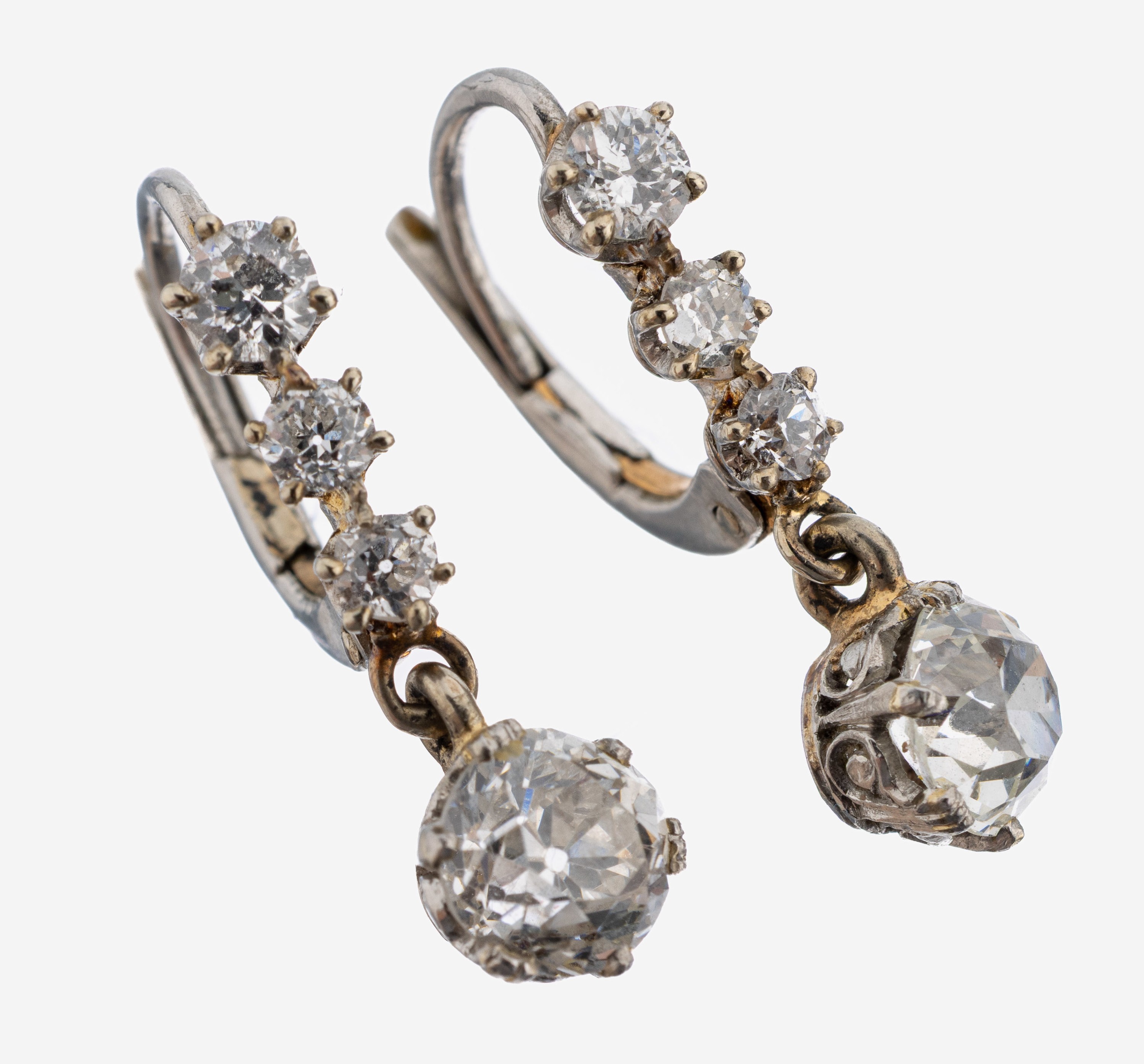 Image 27108247 - Paar Platin-Diamant-Ohrhänger, Pt gepr., 2 bewegl. abgehangene Altschliffdiamanten ...