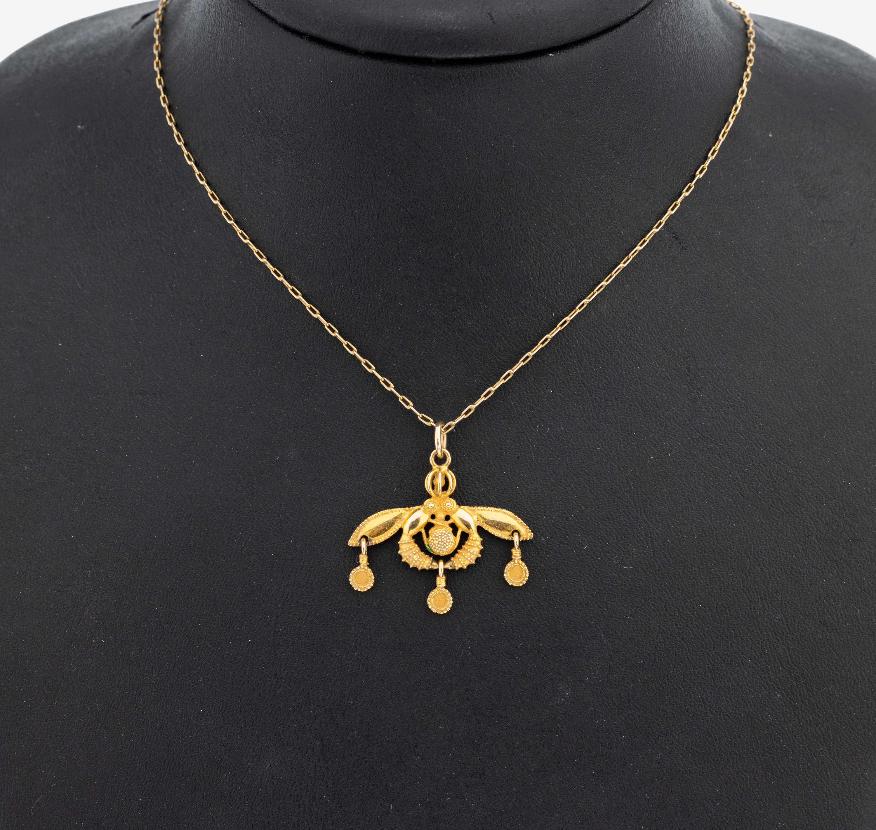 14 kt Gold Anhänger, GG 585/000, Darstellung der Biene von Malia, an Kette, GG 585/000, L. ca. 50.5 cm, Federringschließe Metall verg., ca. 4.4 g