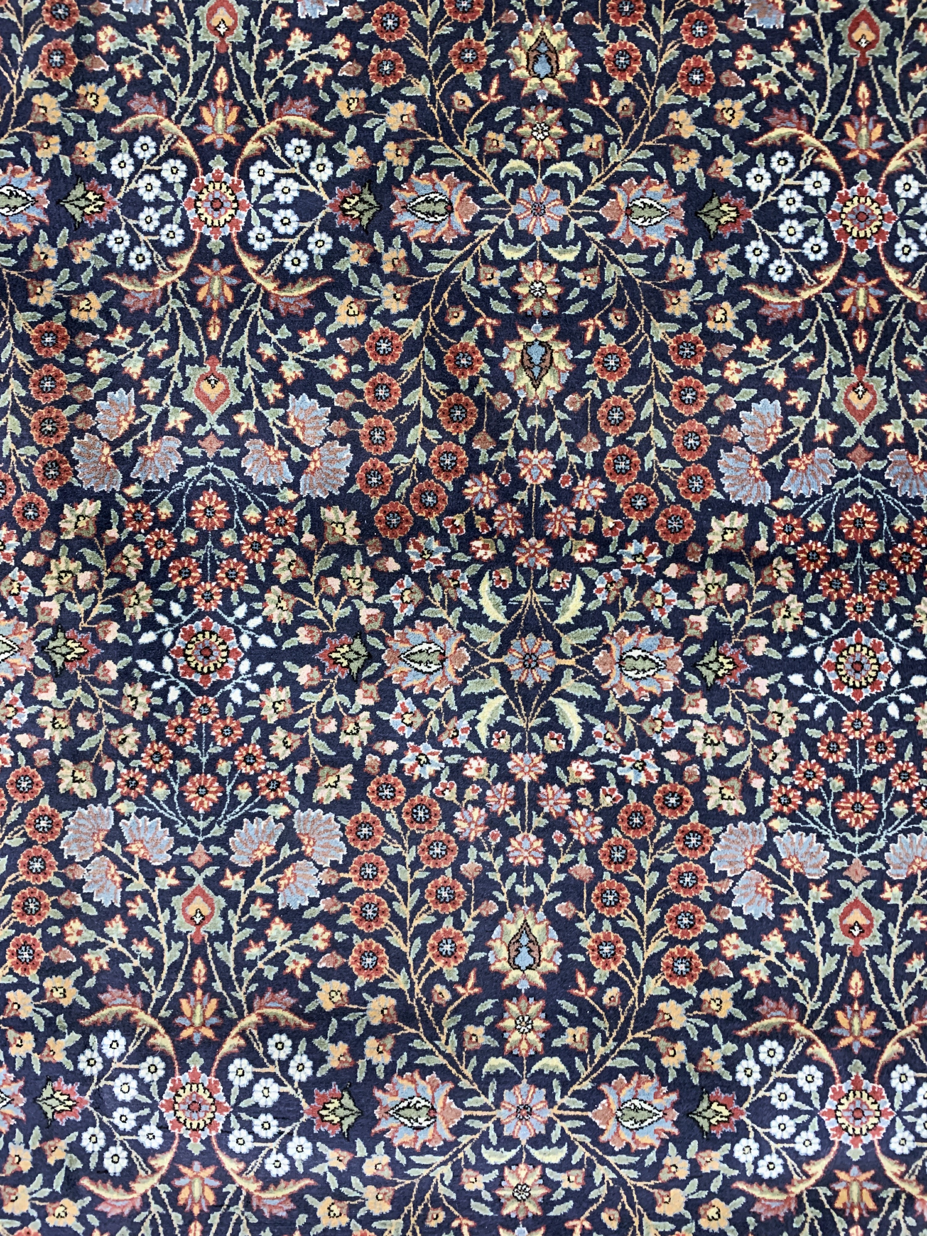Detail d: Hereke fein signiert, Türkei, Mitte 20.Jhd,Wolle auf Baumwolle, ca. 340 x 230 cm, EHZ: 2