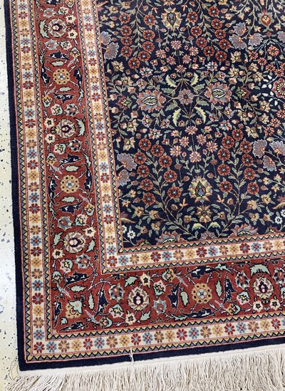 27108313b - Hereke fein signiert, Türkei, Mitte 20.Jhd,Wolle auf Baumwolle, ca. 340 x 230 cm, EHZ: ...