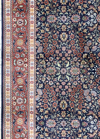 27108313c - Hereke fein signiert, Türkei, Mitte 20.Jhd,Wolle auf Baumwolle, ca. 340 x 230 cm, EHZ: ...