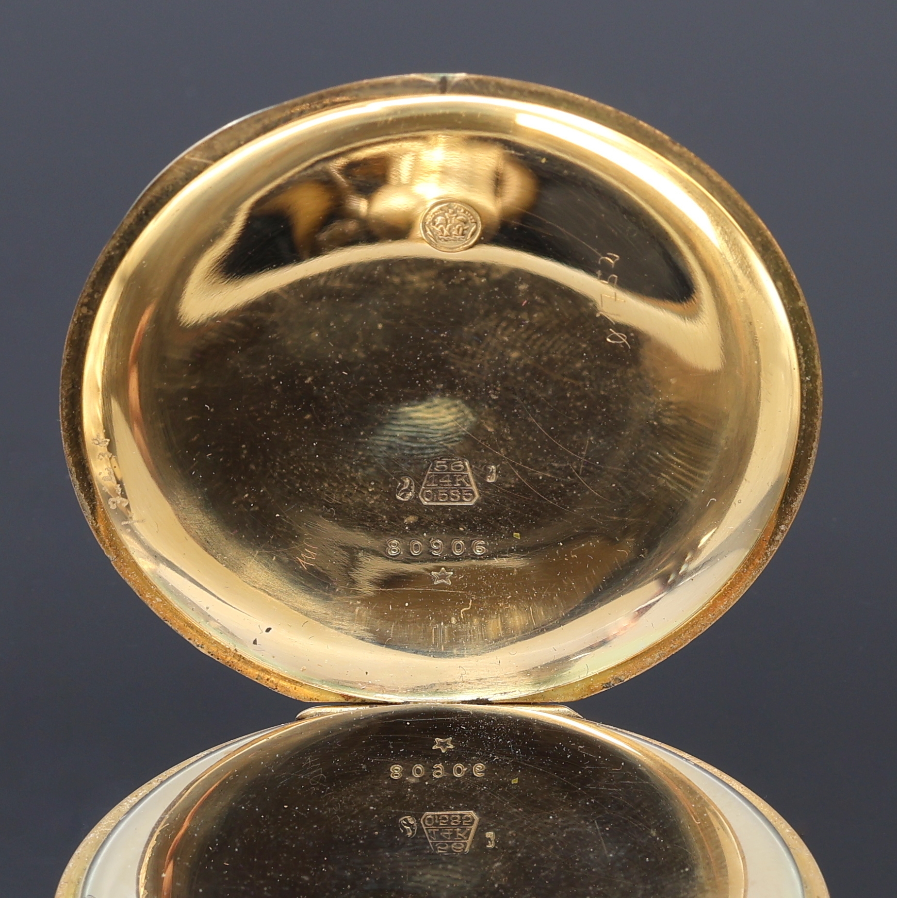 Detail e: W.A. CHRIST Savonette Herrentaschenuhr in GG 585/000 an vergoldeter Kette, Deutschland/Schweiz um 1925, glattes 3-Deckel Goldgeh. dell., ...