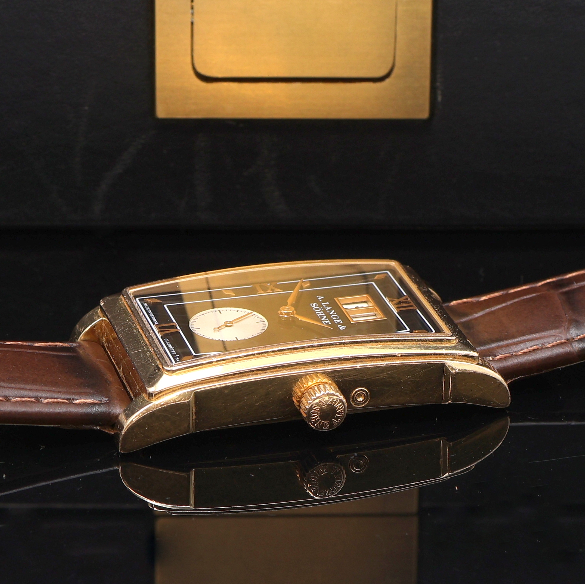 Detail d: A. LANGE & SÖHNE feine Herrenarmbanduhr Cabaret Referenz 107.031 in RoseG 750/000, Deutschland um 2000, Handaufzug, 2-teiliges, beids. vergl. ...