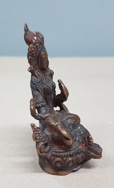 27109206b - Miniaturbuddha, Grüne Tara, Tibet,, wohl um 1900, Bronze, auf Lotusthron sitzend, ...