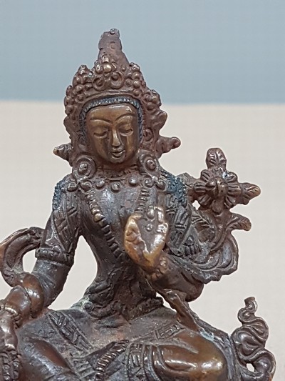 27109206d - Miniaturbuddha, Grüne Tara, Tibet,, wohl um 1900, Bronze, auf Lotusthron sitzend, ...
