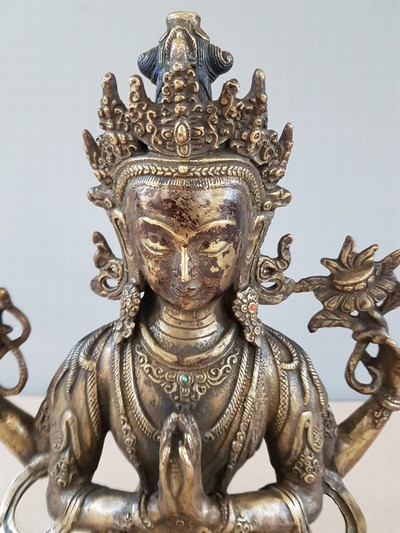27109235c - Chinesische Bronze Figur, Avalokiteshvara, Tibet, wohl um 1900, vierarmiger Boddhisattva ...