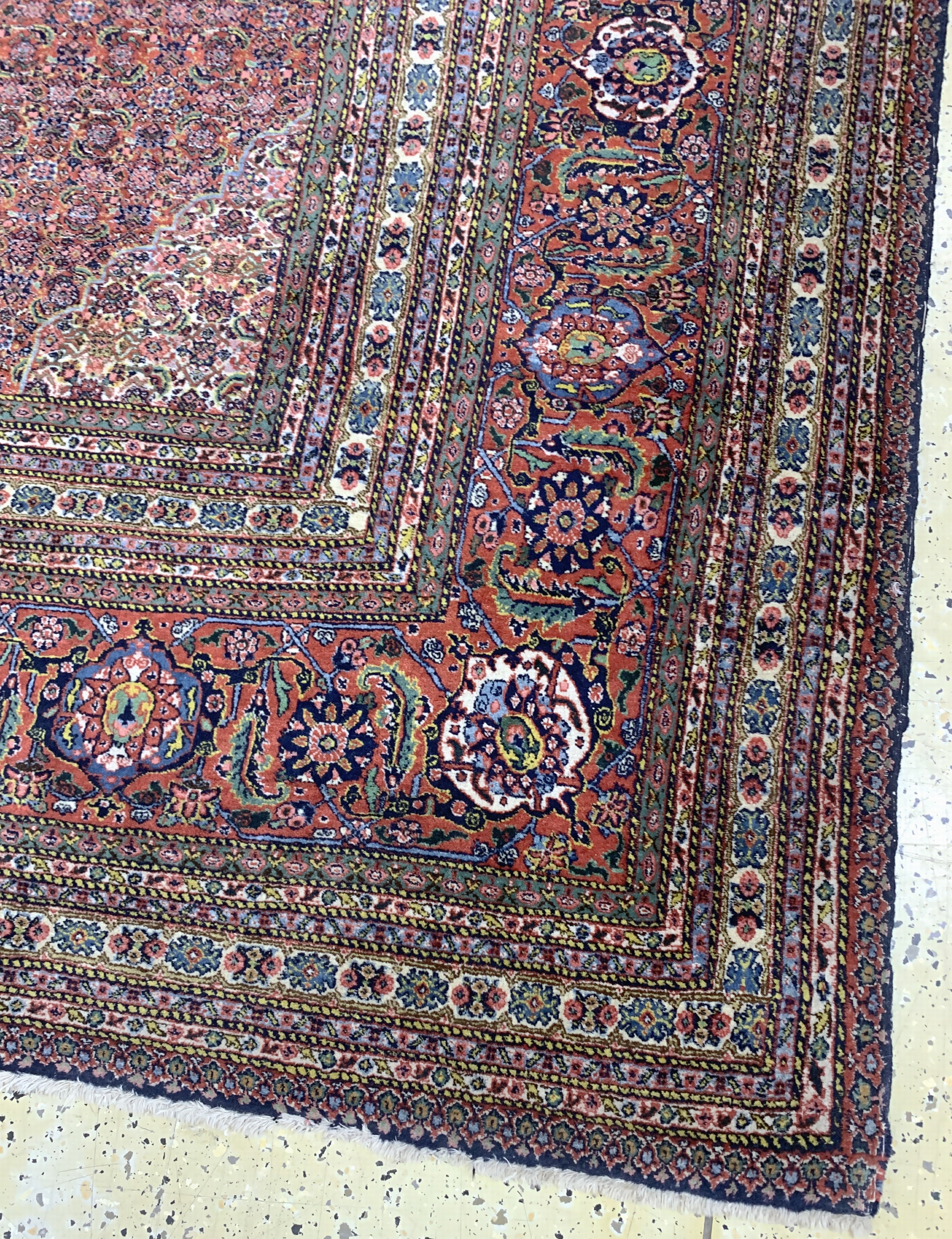 Detail g: Sarab"Mashaiekhi"fein, Persien, signiert, Mitte 20.Jhd, Korkwolle auf Baumwolle, ca. 355x 305 cm, ca. 500.000 Kn/qm, EHZ: 2