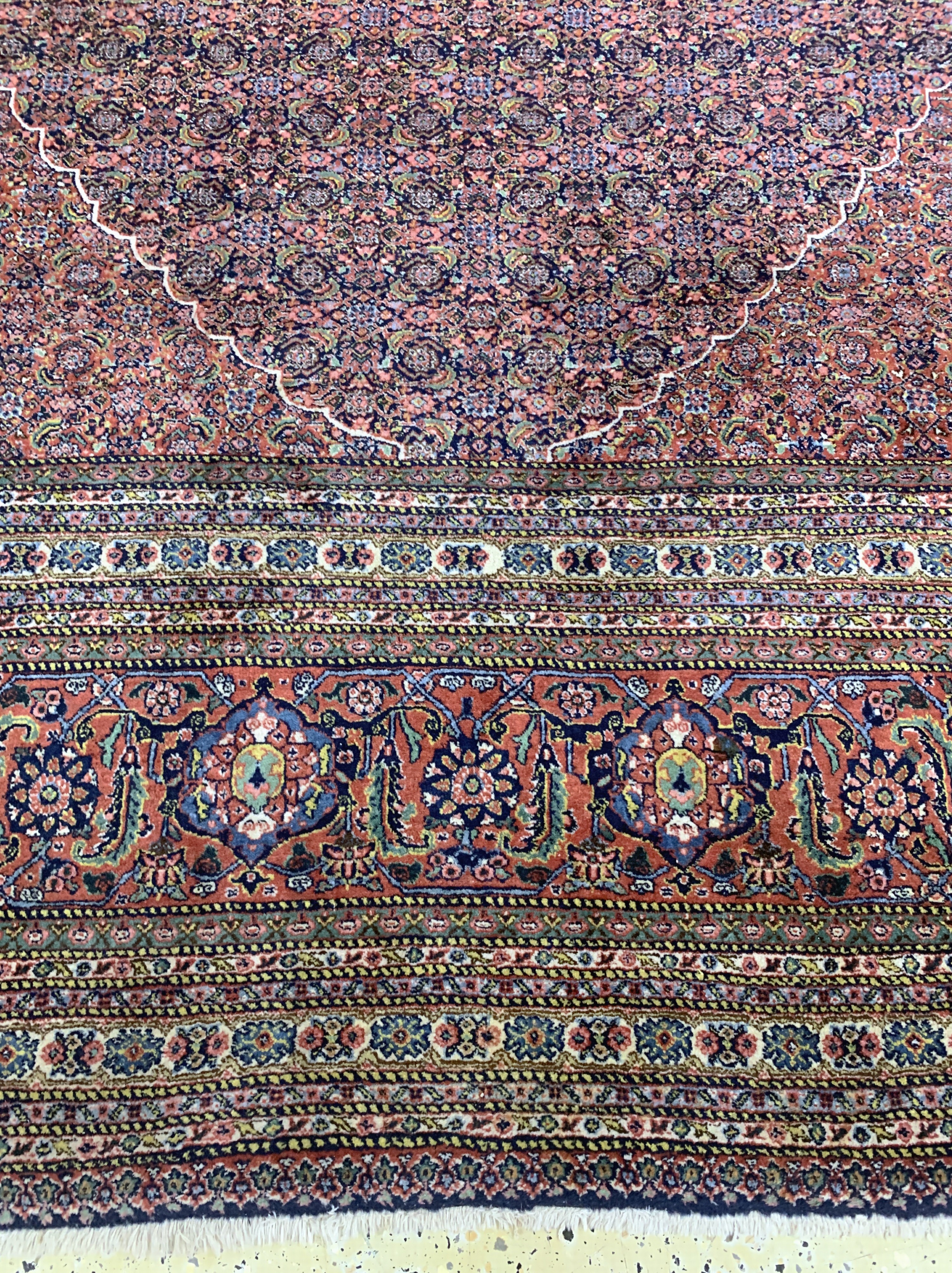 Detail h: Sarab"Mashaiekhi"fein, Persien, signiert, Mitte 20.Jhd, Korkwolle auf Baumwolle, ca. 355x 305 cm, ca. 500.000 Kn/qm, EHZ: 2