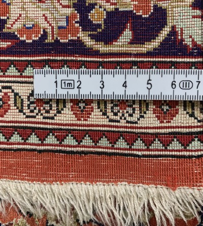 27109343e - Ghom Seide, Persien, Ende 20.Jhd, reine Naturseide, ca. 120 x 77 cm, leicht verfärbt, ...