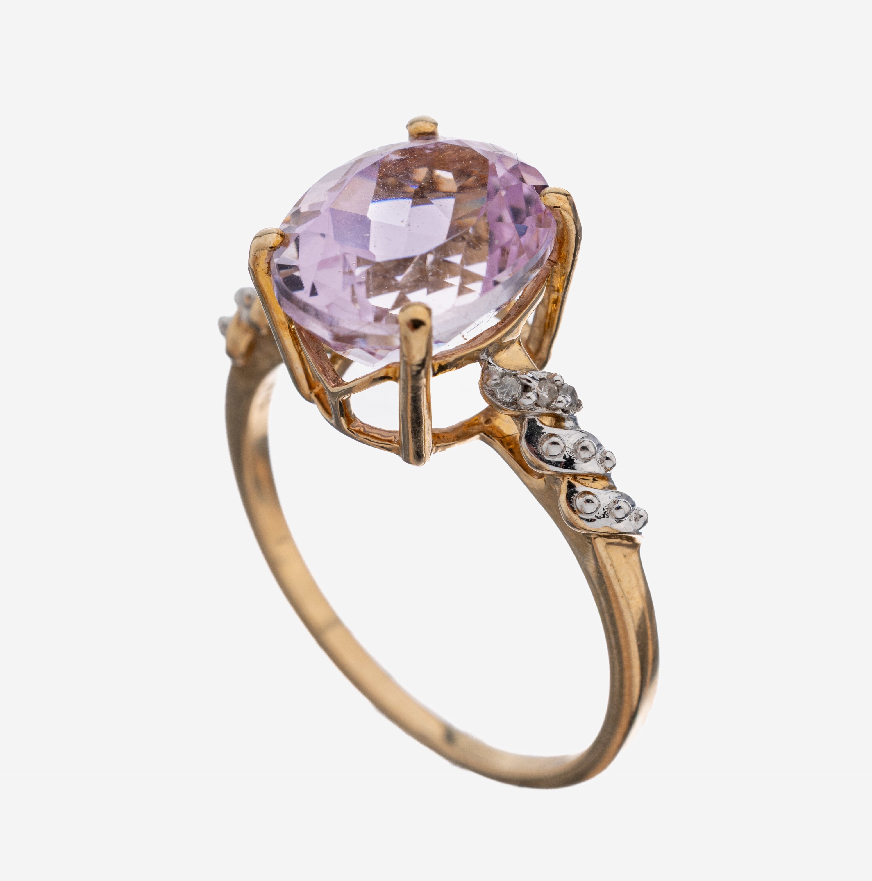 Image 27109461 - 9 kt Gold Morganit-Diamant-Ring, GG 375/000, ovalfacett. Morganit ca. 4.0 ct, 6 ...