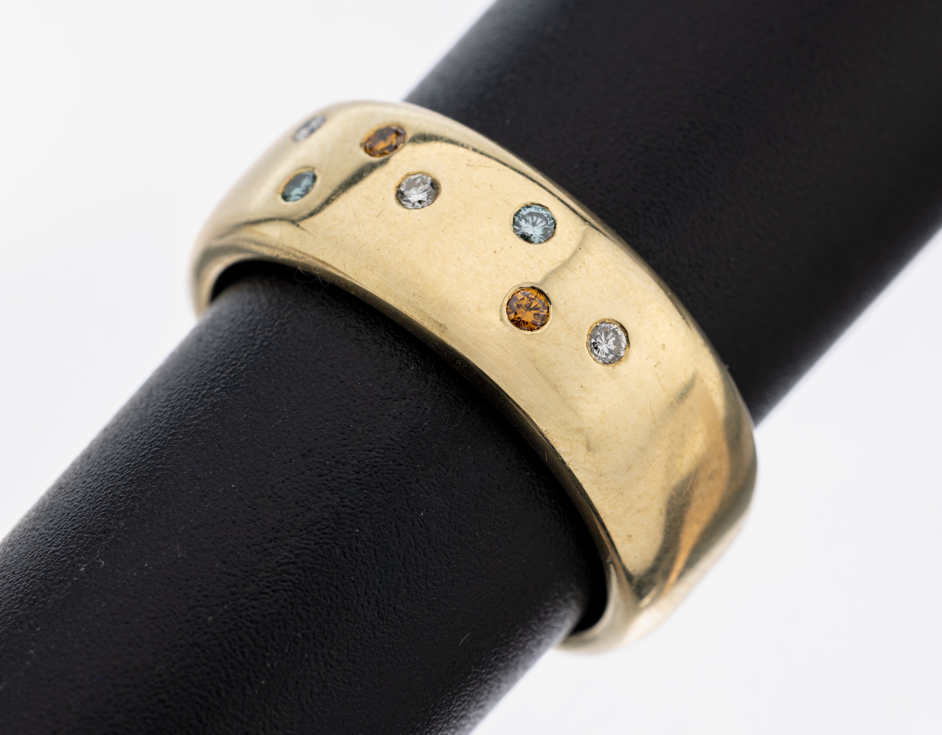Image 27109609 - 14 kt Gold Brillant-Ring, GG 585/000, 7 Brillanten zus. ca. 0.14 ct (grav.) Weiß/si, ...