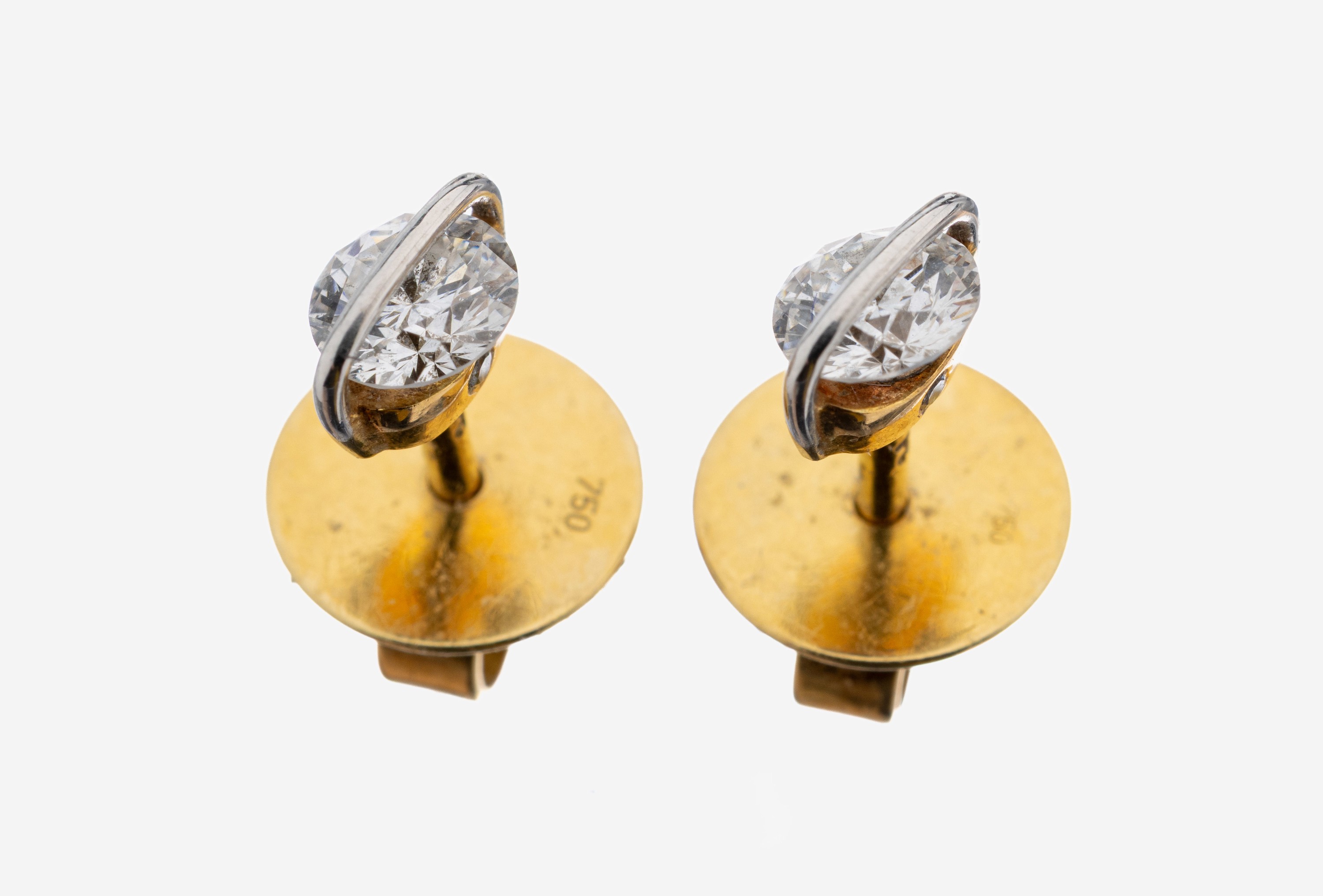 Image 27109645 - Paar 18 kt Gold Brillant-Ohrstecker, GG/WG 750/000, 2 bewegl. gefasste Brillanten zus. ...