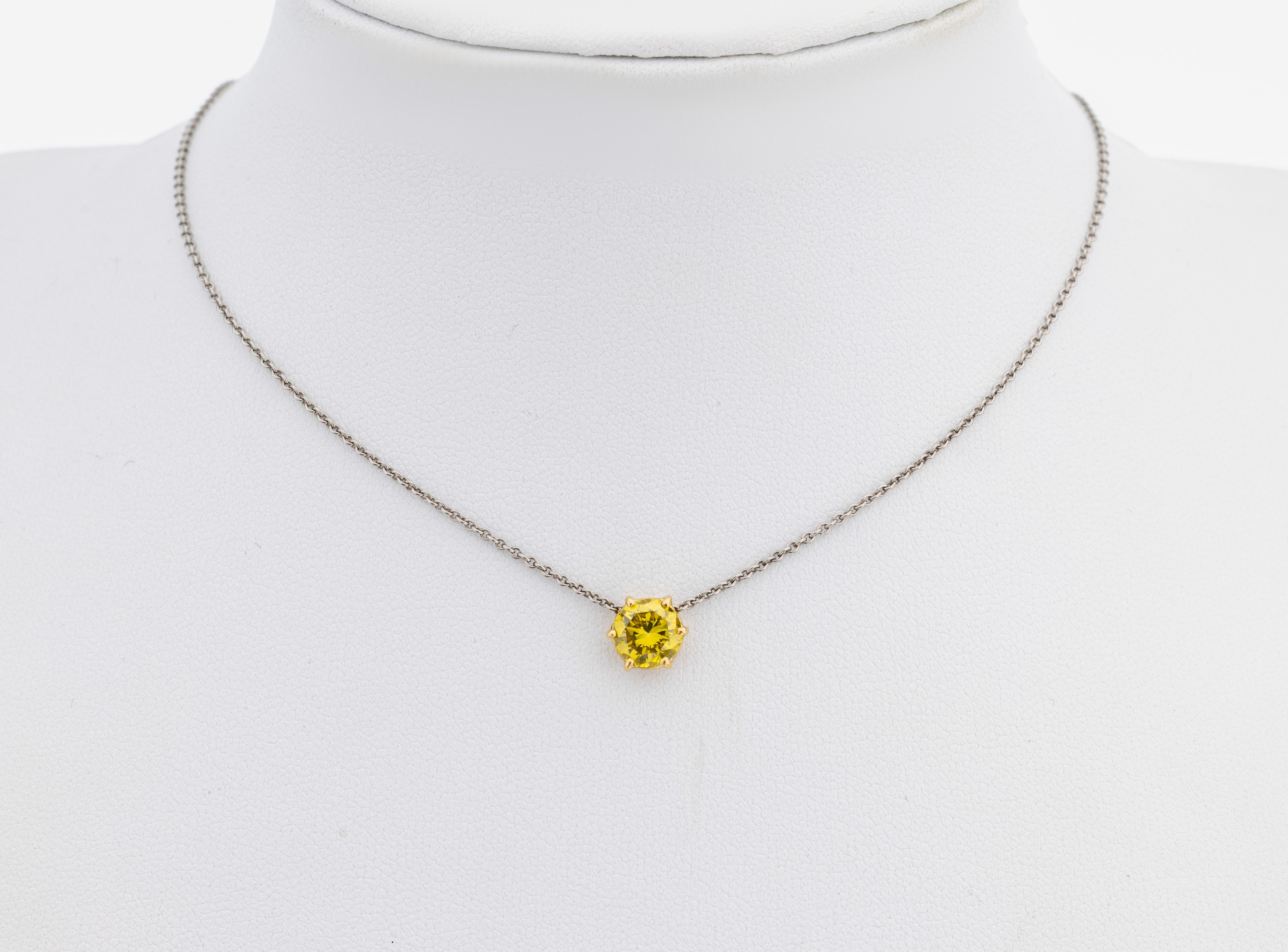 Image 27109650 - 18 kt Gold Brillant-Anhänger, GG 750/000 gepr., Brillant ca. 1.05 ct Gelb(beh.)/si, an ...