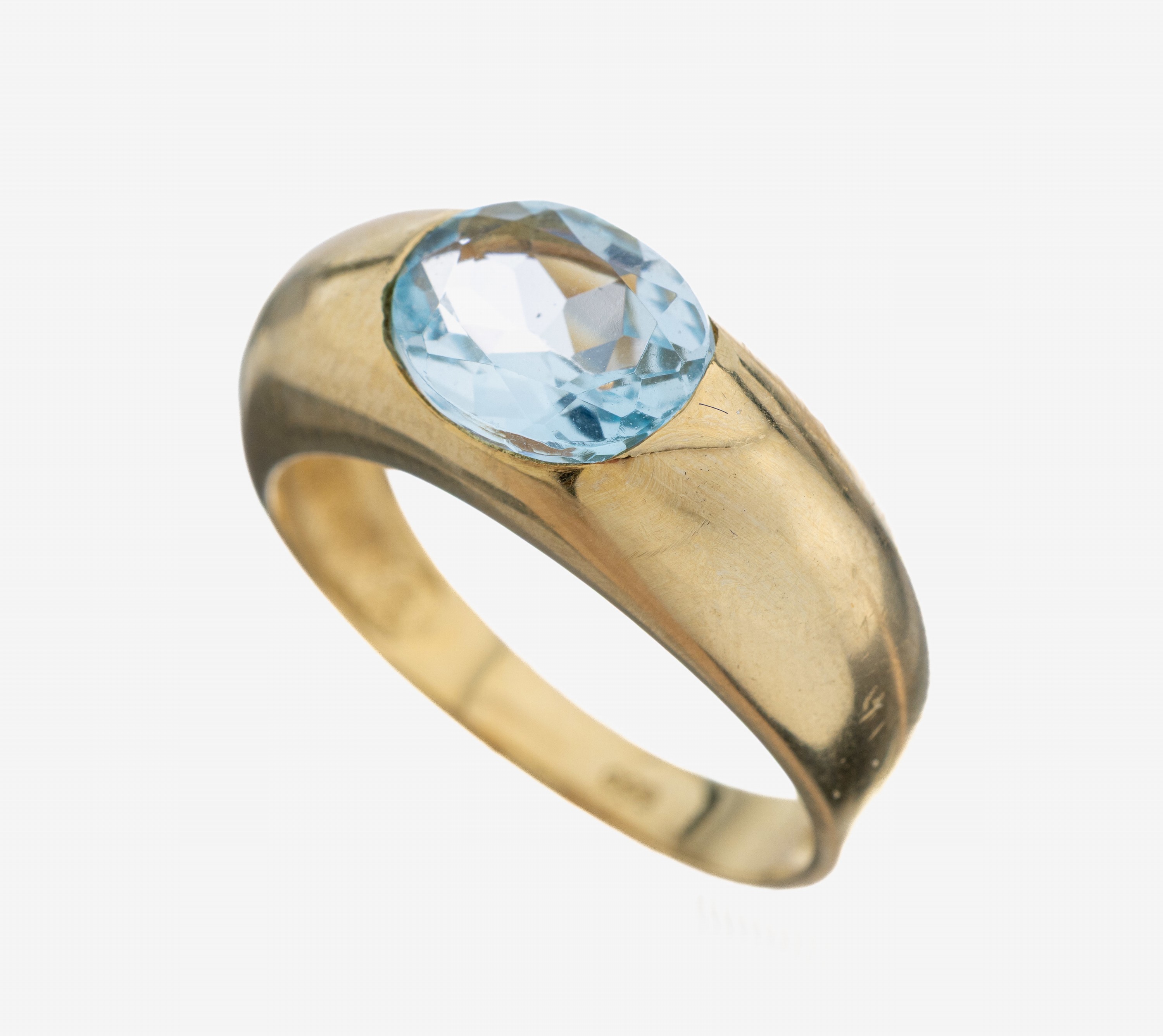 14 kt Gold Aquamarin-Ring, GG 585/000, ovalfacett. Aquamarin, RW 55, ca. 4.1 g