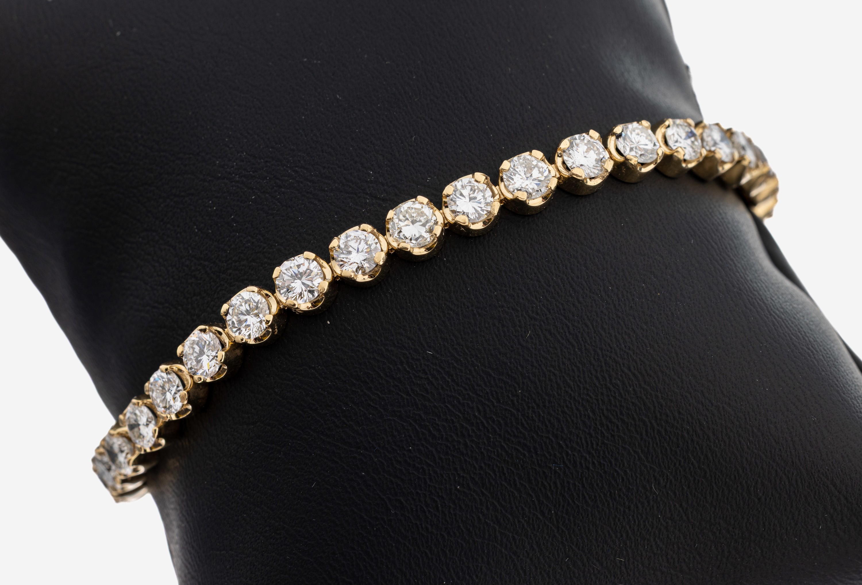 Image 27109688 - 14 kt Gold Diamant-Linienarmband, GG 585/000, 35 Brillanten und Altschliffdiamantenzus. ...