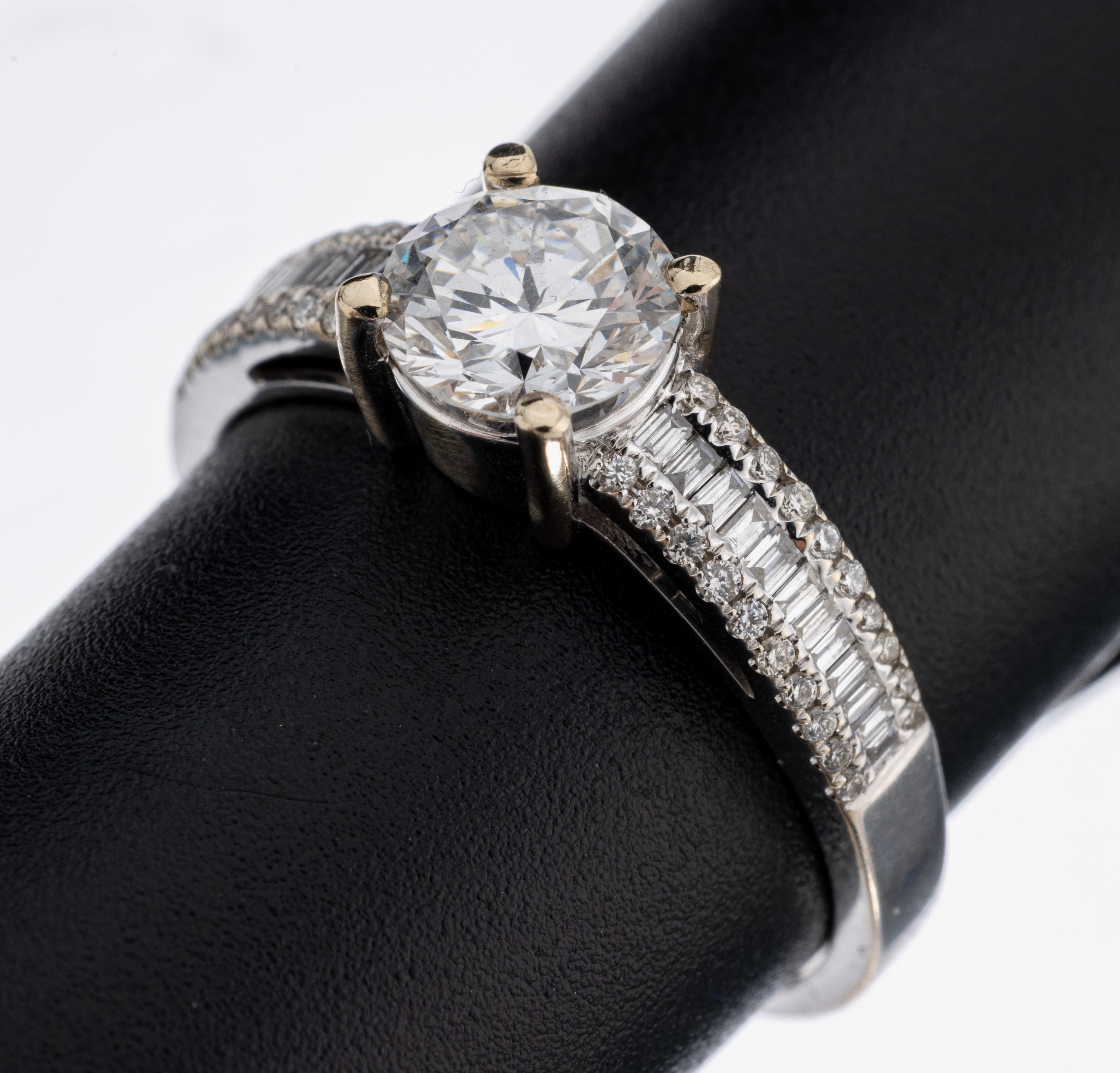 Image 27109726 - 18 kt Gold Diamant-Ring, WG 750/000, mittigBrillant 1.03 ct hochfeines Weiß (D)/vvs2, ...