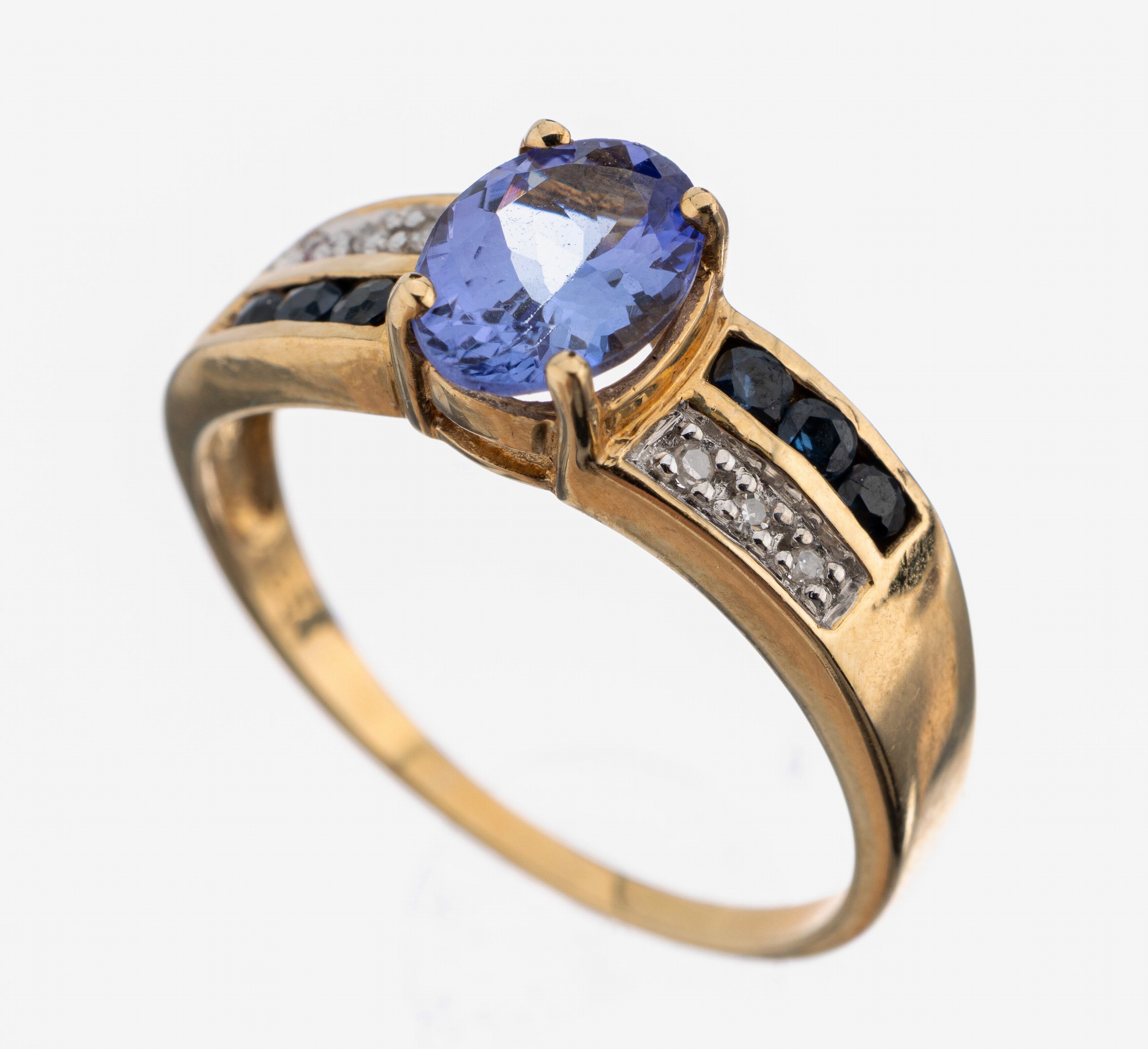 Image 27109773 - 14 kt Gold Tansanit-Saphir-Diamant-Ring, GG585/000, ovalfacett. Tansanit ca. 0.60 ct, 6 ...