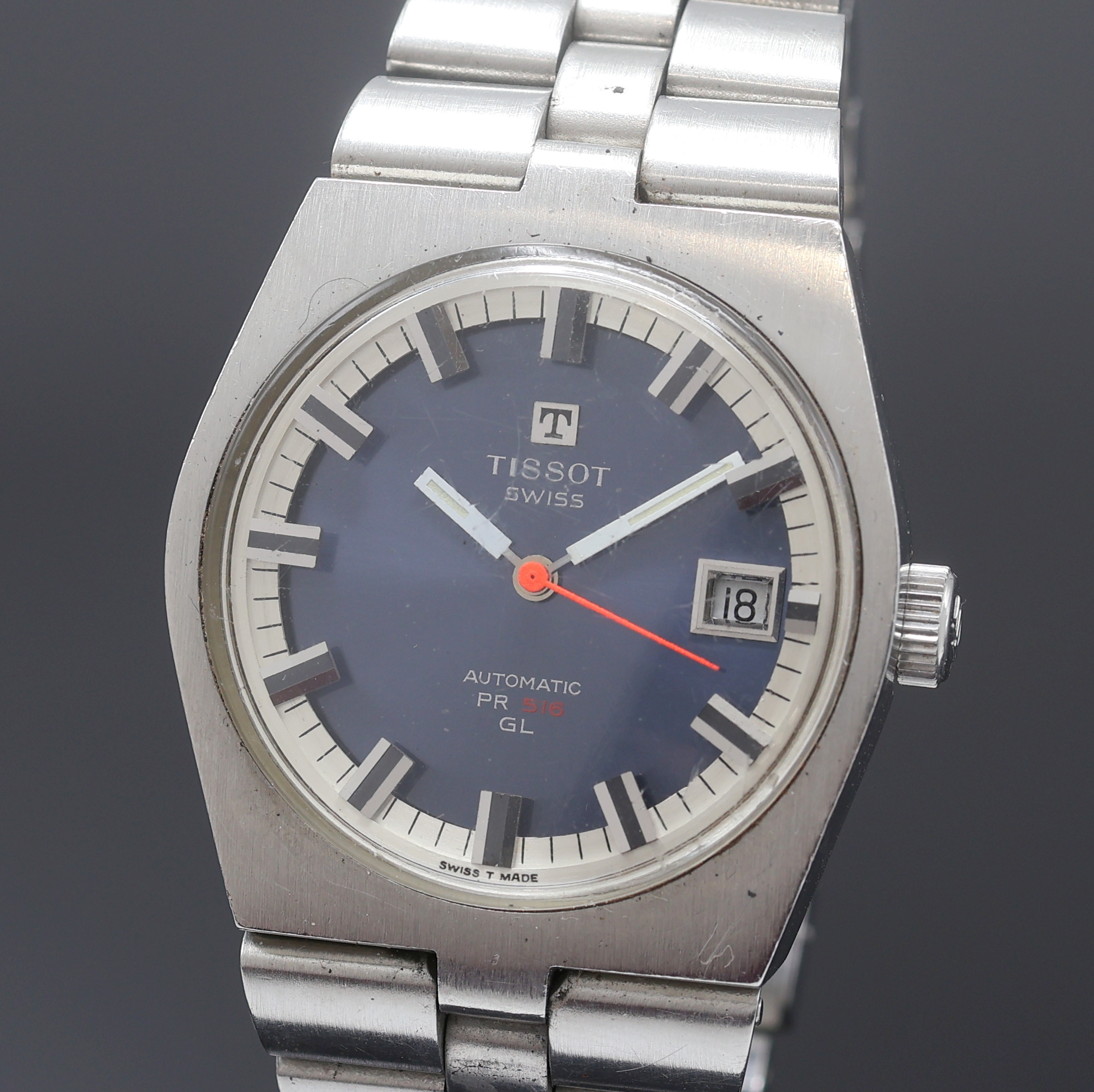 Detail a: TISSOT Herrenarmbanduhr PR 516 GL, Schweiz um 1970, Edelstahlgeh. inkl. orig. Gliederband m. Faltschl., Boden verschr., blaues Zifferbl., silb. ...