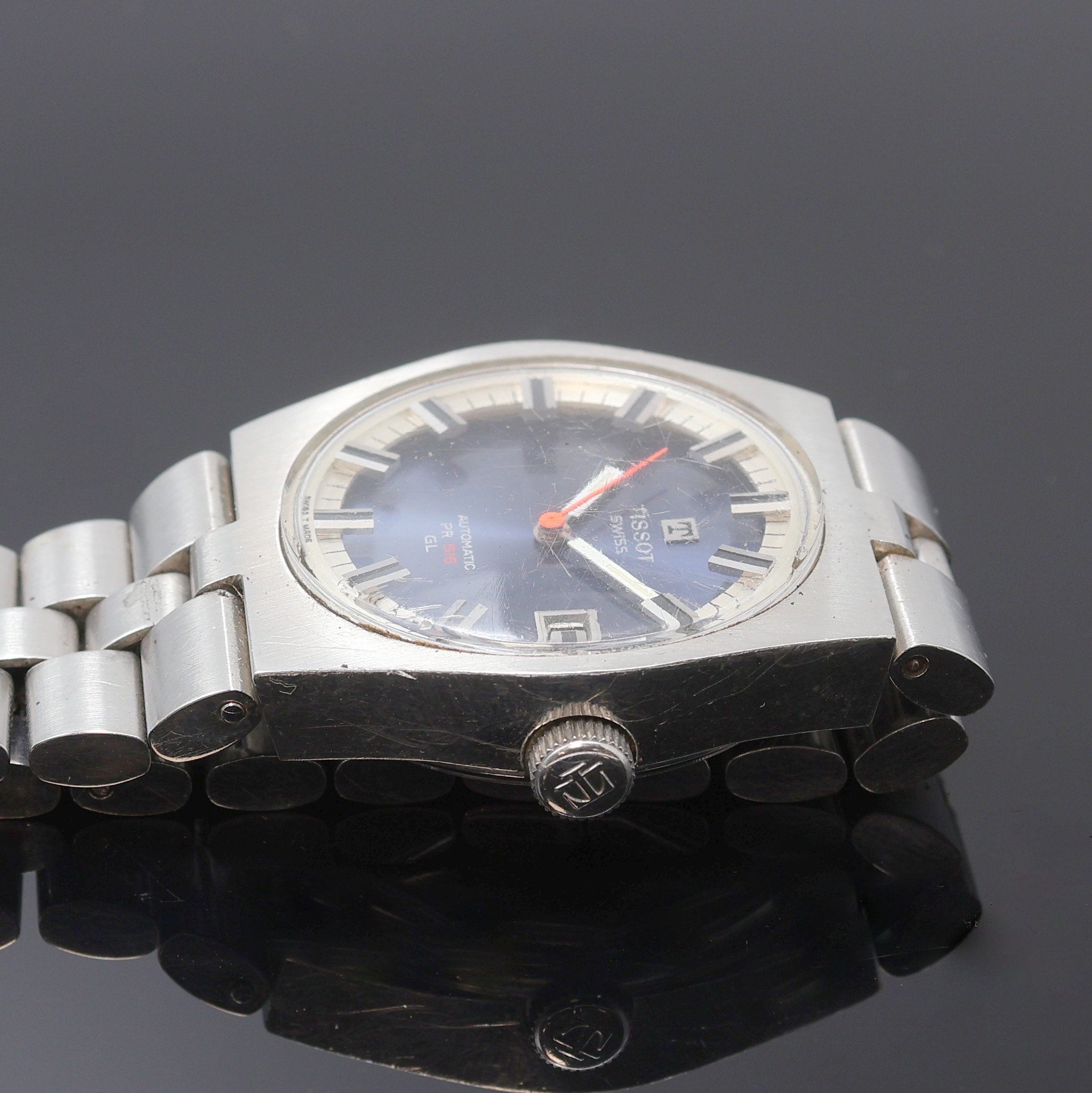 Detail c: TISSOT Herrenarmbanduhr PR 516 GL, Schweiz um 1970, Edelstahlgeh. inkl. orig. Gliederband m. Faltschl., Boden verschr., blaues Zifferbl., silb. ...