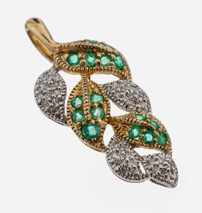 Image 9 kt gold emerald-diamond-pendant , YG/WG 375/000, floral, round bevelled emeralds ...