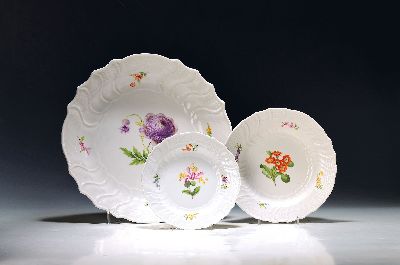 Image große Platte, 6 Suppenteller, 6 Dessertteller, Meissen, um 1880/90, 2. Wahl, ...