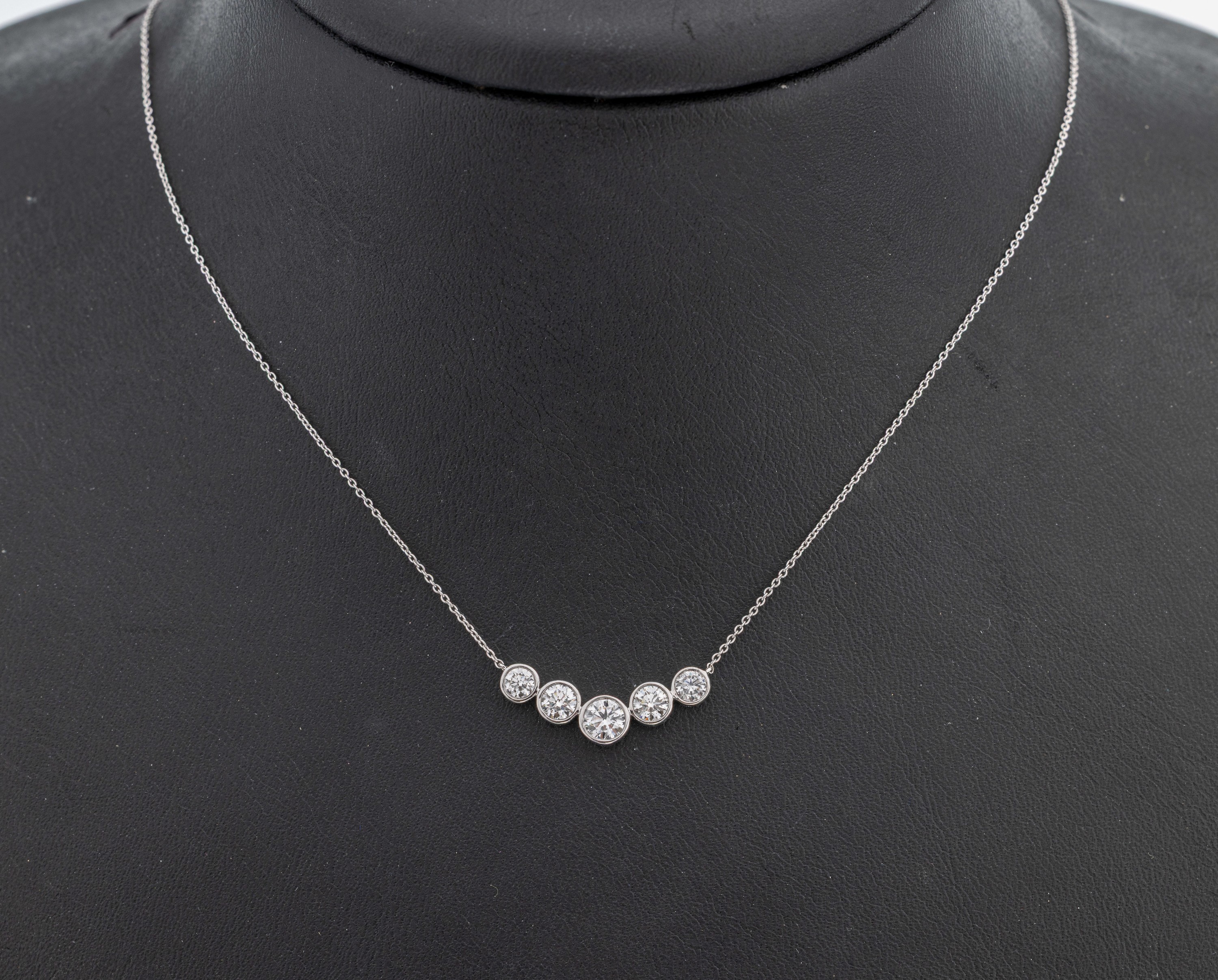 Image 27109822 - 18 kt Gold Brillant-Collier, WG 750/000, 1 Brillant ca. 0.25 ct feines Weiß/si, 4 ...