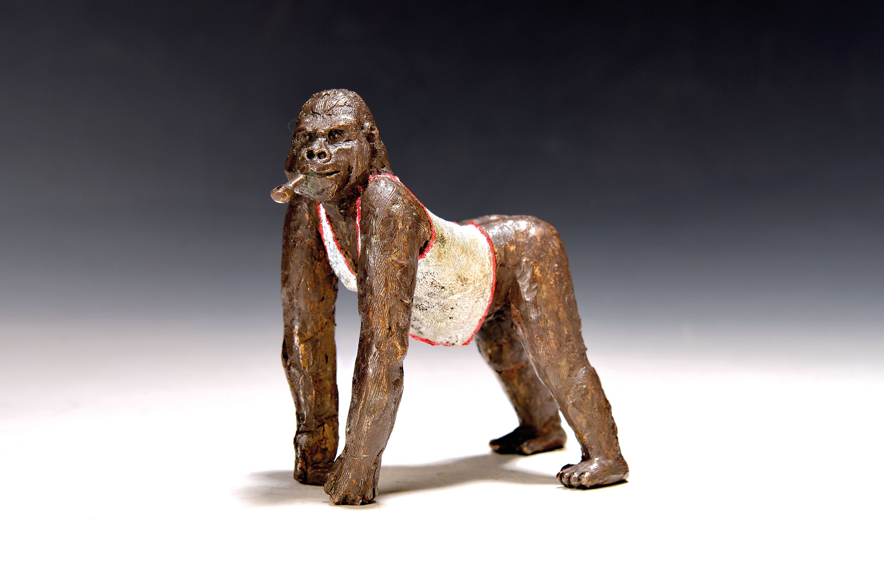 Image 27109981 - Guido Messer, geb. 1941 Buenos Aires, Bronzeplastik, ´Gorilla männlich´, 2003, Ed. ...