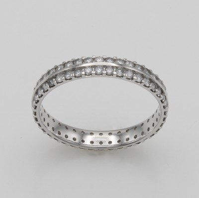 27109979a - Ring mit Brillanten, WG 585/000, rundum 2-reih. bes. m. Brill. zus. ca. 1.0 ct Weiß/si, ...