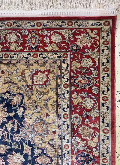 27110175d - Hereke Seide Sehr fein, Türkei, signiert, Mitte 20.Jhd, reine Naturseide, ca. 143 x ...