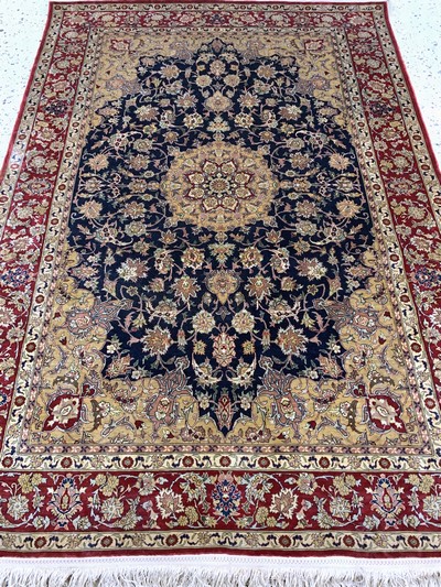 27110175f - Hereke Seide Sehr fein, Türkei, signiert, Mitte 20.Jhd, reine Naturseide, ca. 143 x ...
