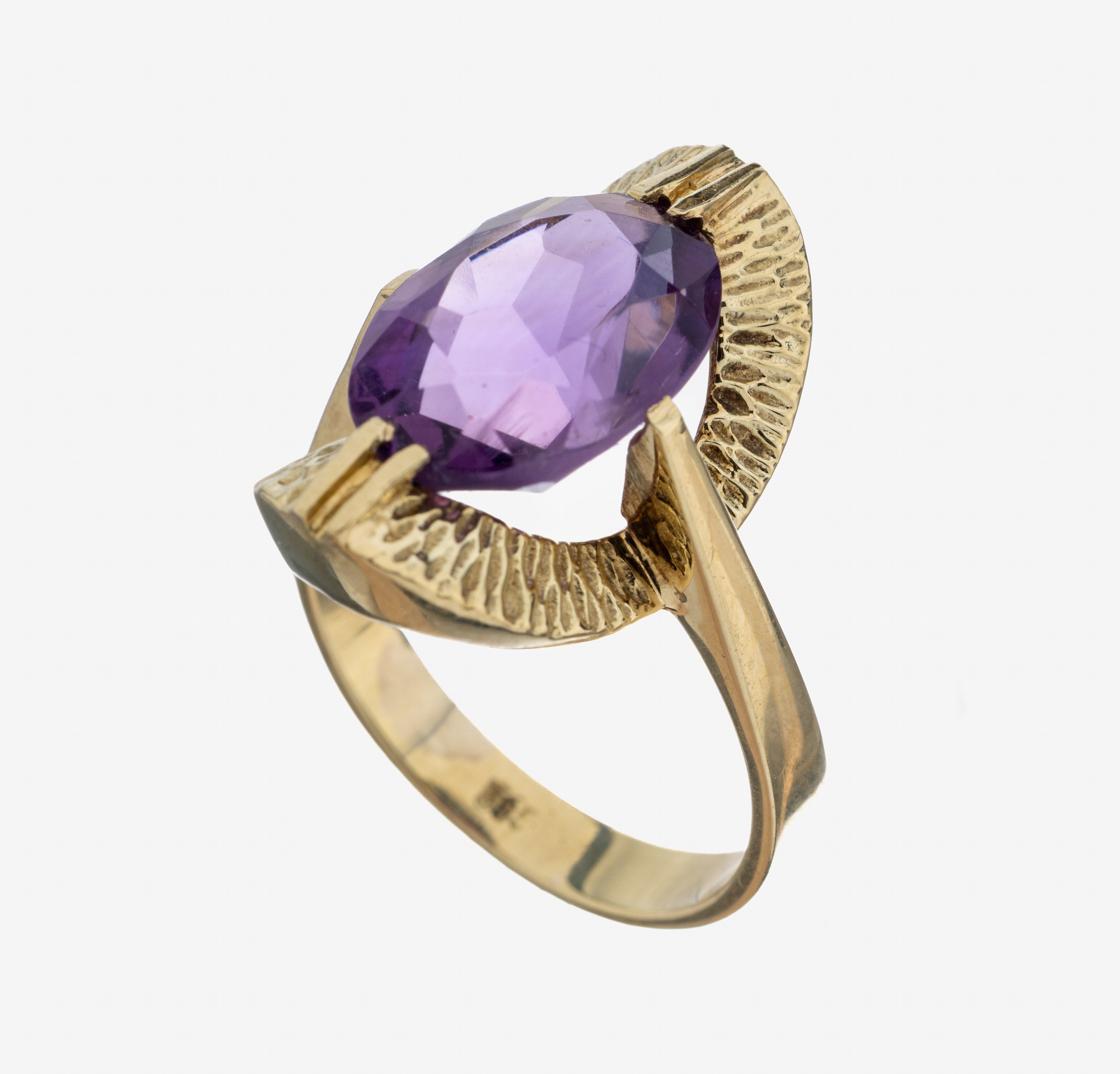 Image 27110212 - Ausgefallener 14 kt Gold Amethyst-Ring, GG 585/000, ovalfacett. Amethyst, RW 54, ca. ...