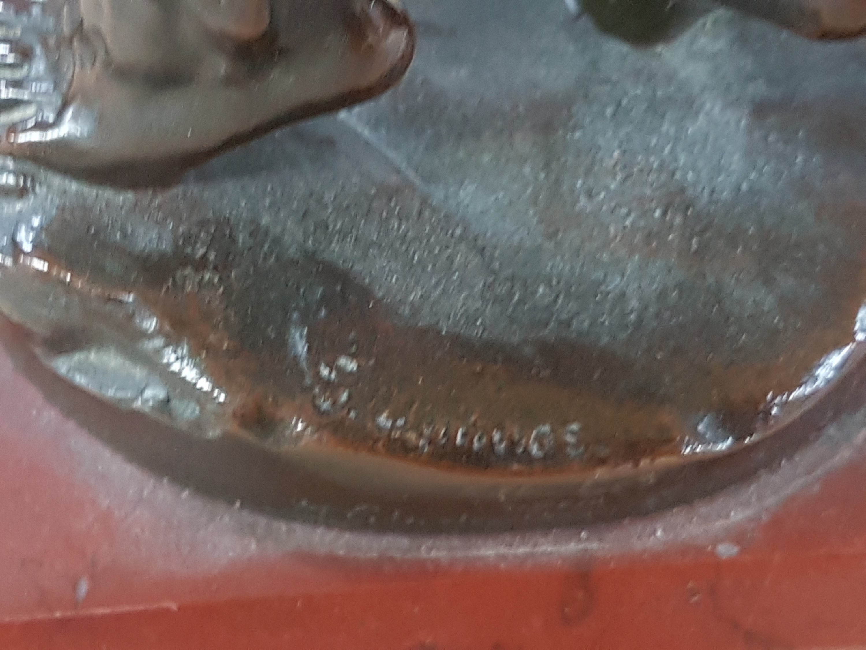Detail h: Bronzeskulptur männlicher Akt mit Bogen, 20.Jh, sign. H. ca. 39 cm Signatur noch zu entziffern