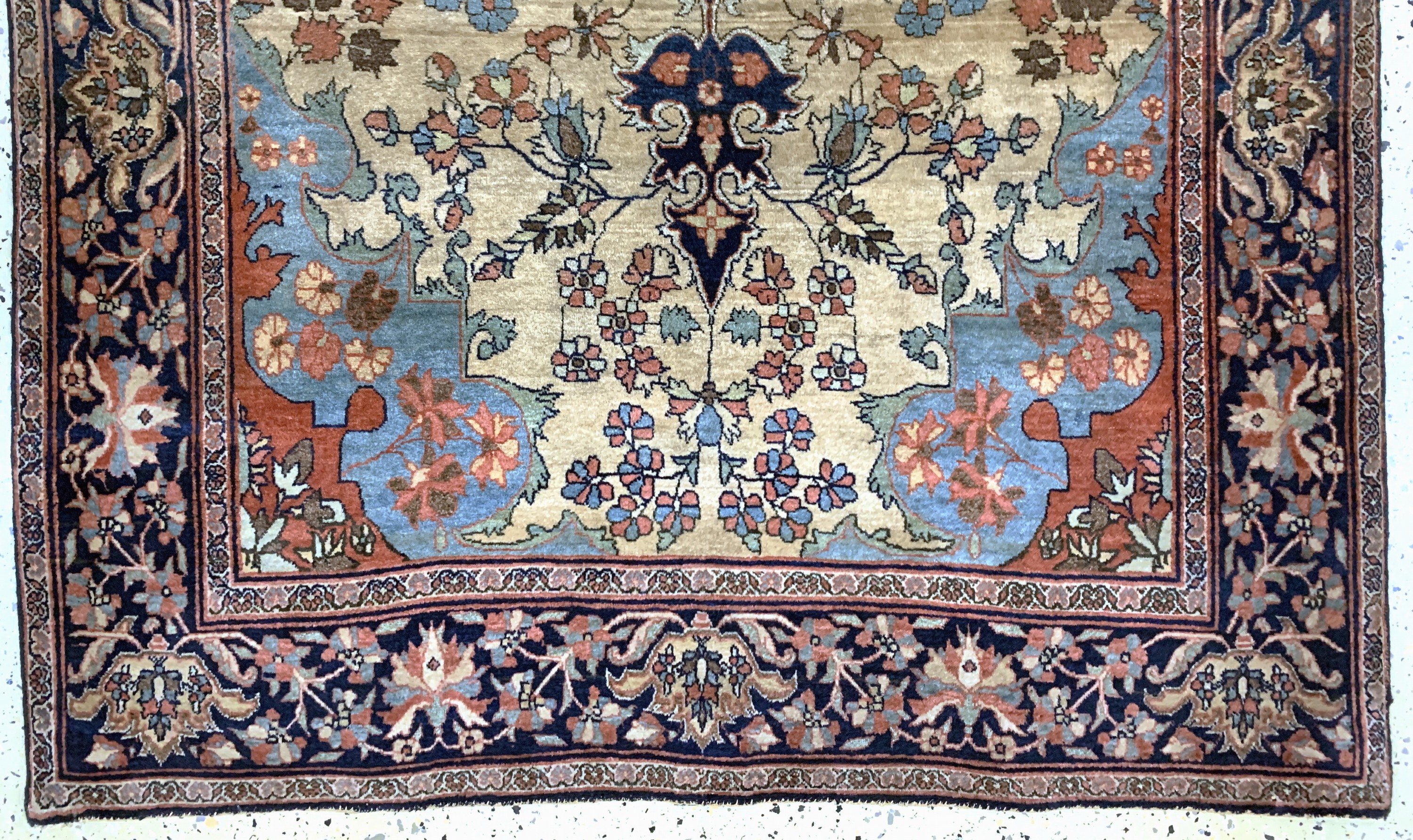 Detail c: Antiker Farahan, Persien, um 1900, Wolle auf Baumwolle, ca. 200 x 122 cm, EHZ: 2(Zwei kleine Risse)